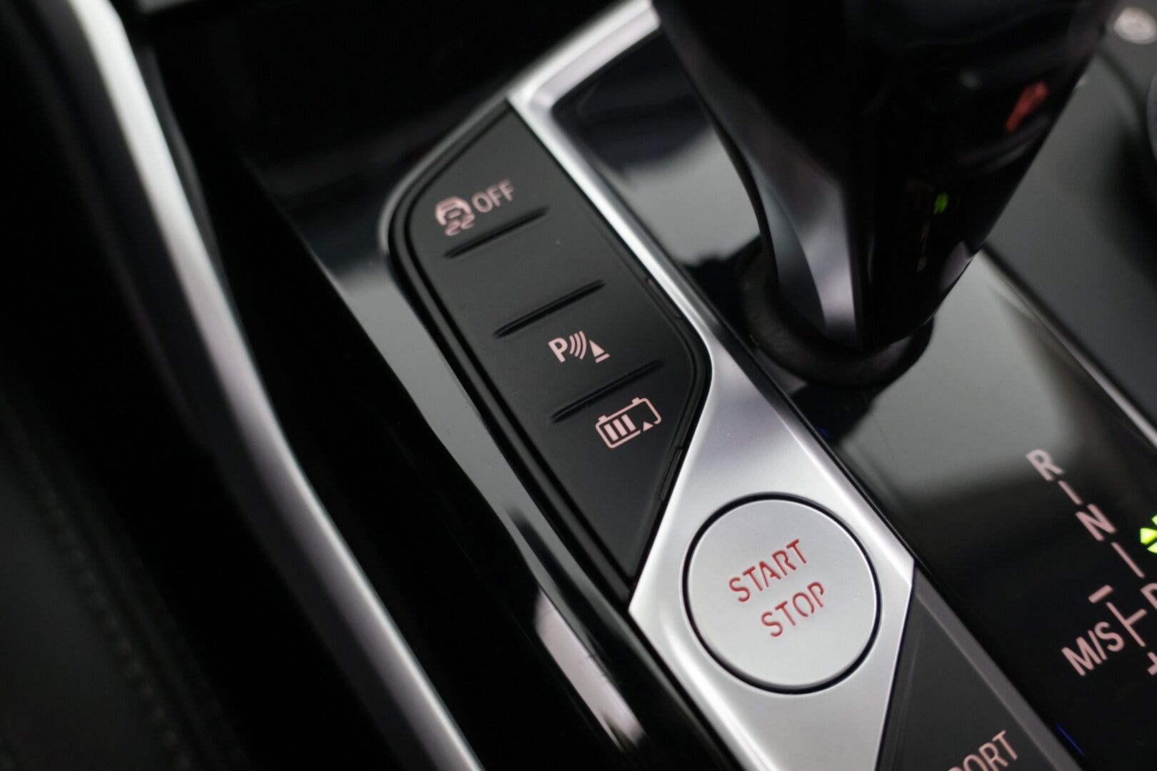 BMW 330 2021 G21 Touring 330e A Charged Edition - Digimittaristo | Sport-penkit | Navi | Tutkat