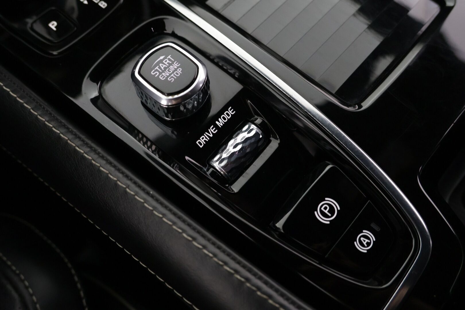 Volvo V90 2018 T8 TwE AWD R-Design Polestar Engineered - | Polestar-optimoitu! | B&W | Pilot Assist | Koukku | Ennakkomyynnissä! |