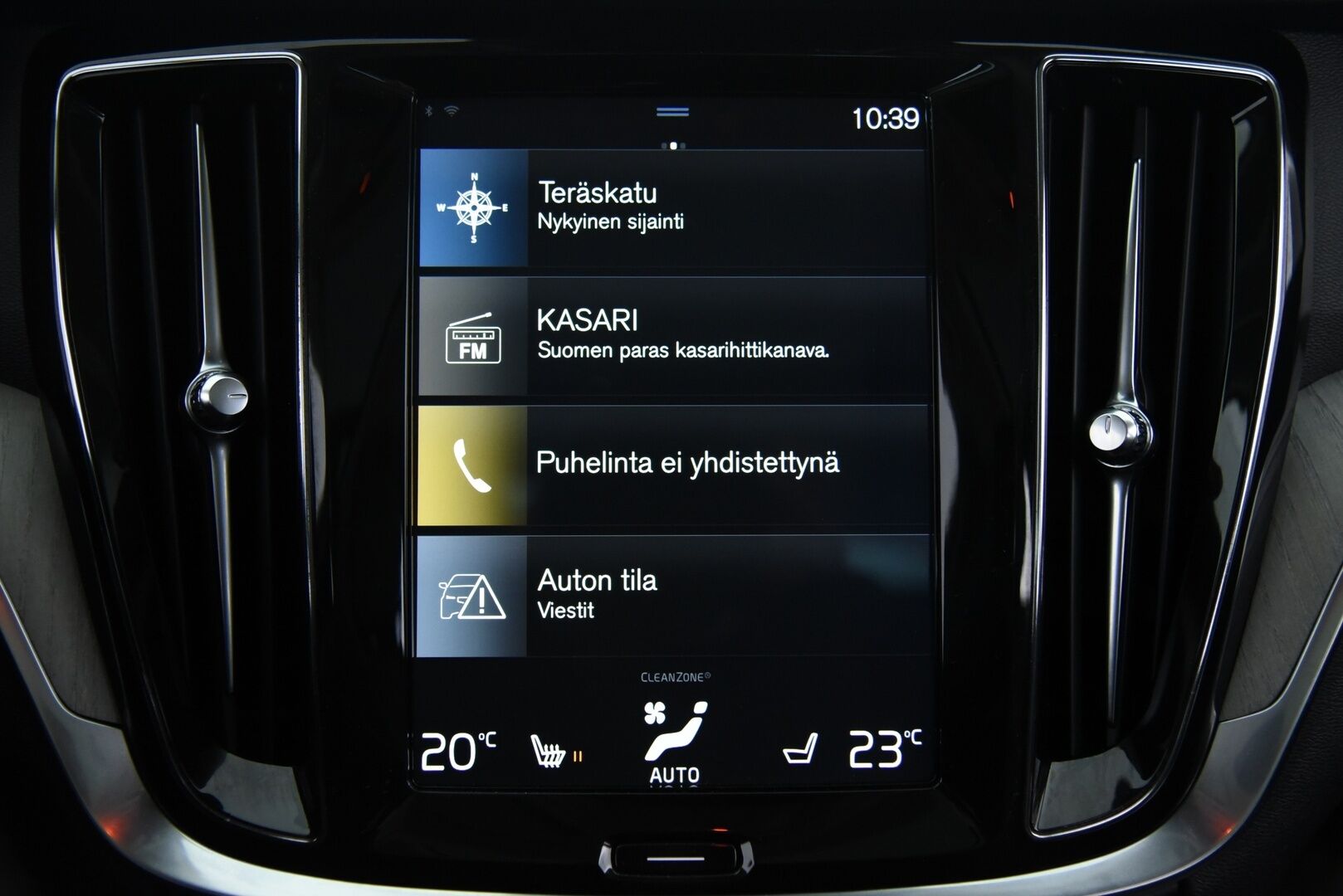 Volvo V60 2019 T8 TwE AWD Inscription / Webasto / Adapt.vakkari / Sport Nahkapenkit / Navi / Koukku / Panorama - 2x alumiinivanteet / Hihna juuri tehty!