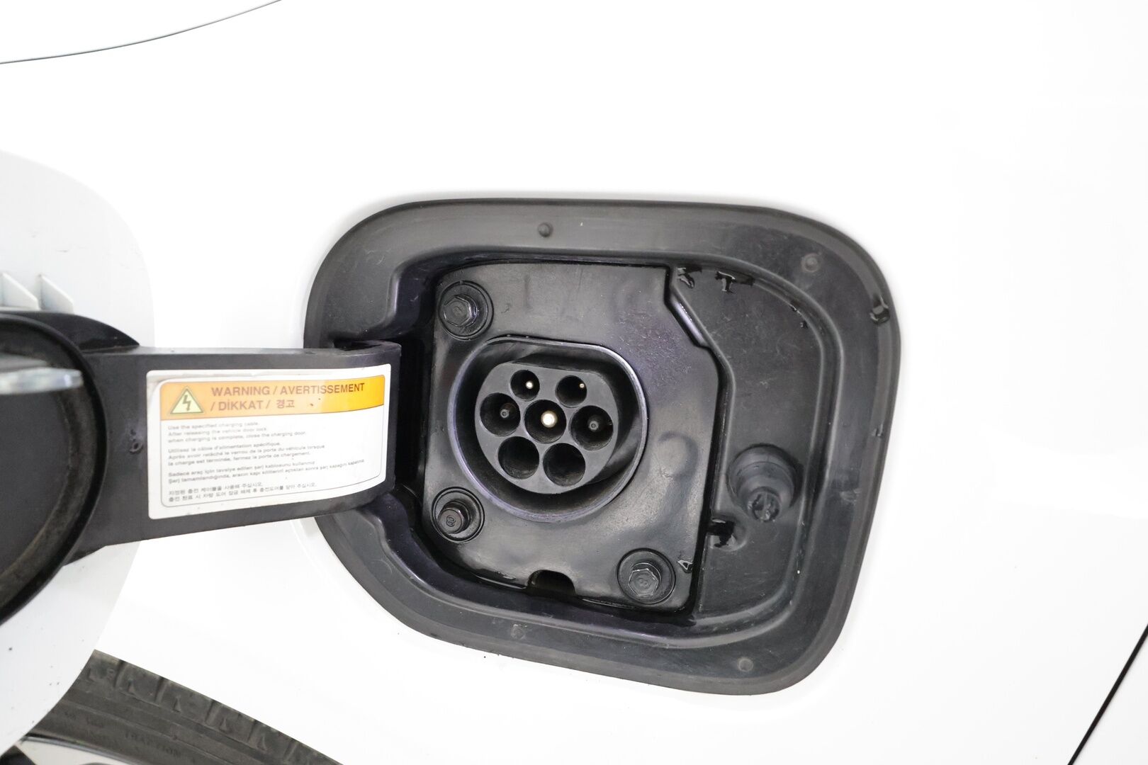 Kia Ceed 2020 1,6 GDI Plug-In Hybrid EX SW DCT * ACC / P.kamera / LED / Keyless / Kaistavahti / Ratinlämmitin * - Kahdet renkaat aluvanteilla / Merkkihuollettu