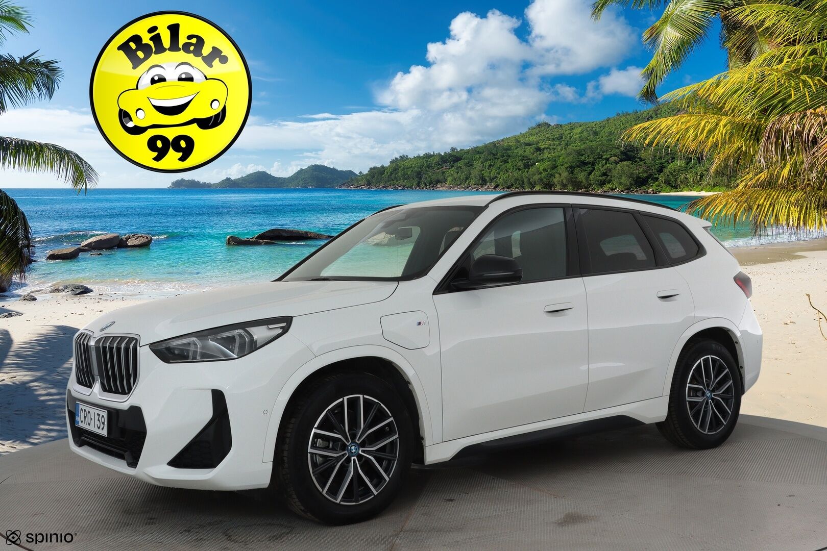BMW X1 2023 U11 25e xDrive Charged Edition **Harman/Kardon / Adapt.Vakkari / LED / Koukku / P.kamera / Sporttipenkki Muistilla** - 3,99 % KORKOTARJOUS TÄHÄN AUTOON - 1-om Suomi-auto / 2x Latauskaapelit / Kahdet Renkaat / Merkkihuollettu!