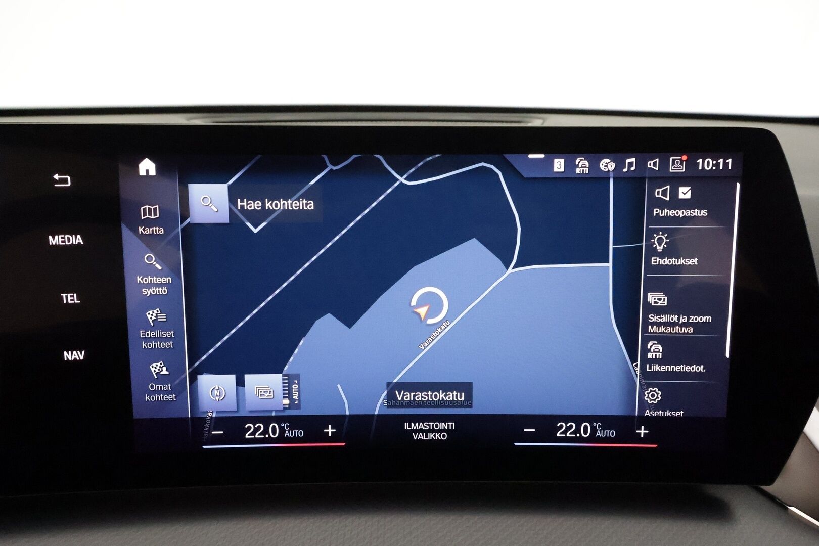 BMW X1 2023 U11 25e xDrive Charged Edition **Harman/Kardon / Adapt.Vakkari / LED / Koukku / P.kamera / Sporttipenkki Muistilla** - 3,99 % KORKOTARJOUS TÄHÄN AUTOON - 1-om Suomi-auto / 2x Latauskaapelit / Kahdet Renkaat / Merkkihuollettu!