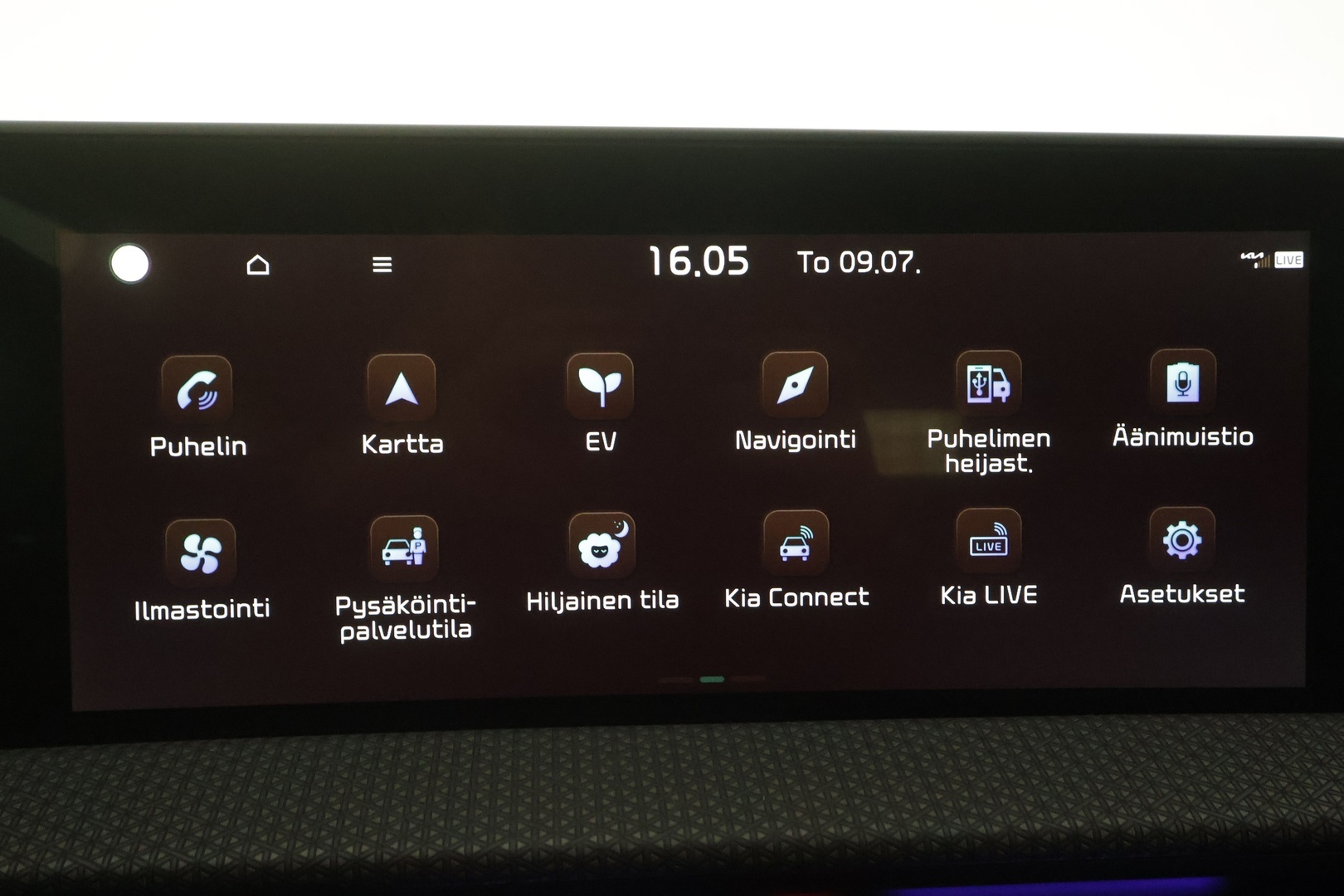 Kia EV6 2023 RWD 77 kWh 229 hv - | ACC | ILP | Koukku | Sähkönahat | Muistipenkki | Ambient light | HDA | P.kamera ja tutkat | Sähk. takaluukku | Merkkihuollot | 1-om suomiauto |