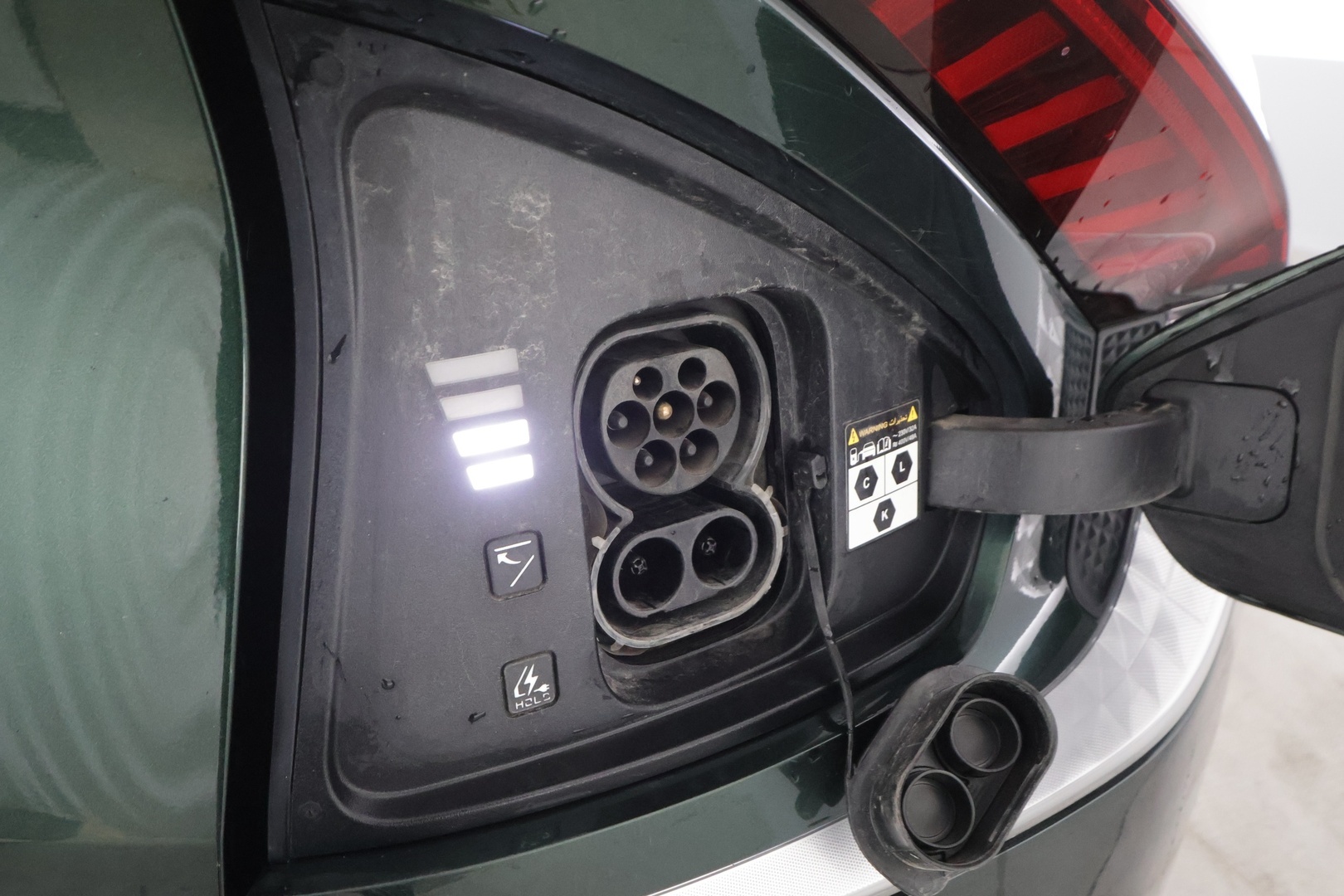 Kia EV6 2023 RWD 77 kWh 229 hv - | ACC | ILP | Koukku | Sähkönahat | Muistipenkki | Ambient light | HDA | P.kamera ja tutkat | Sähk. takaluukku | Merkkihuollot | 1-om suomiauto |