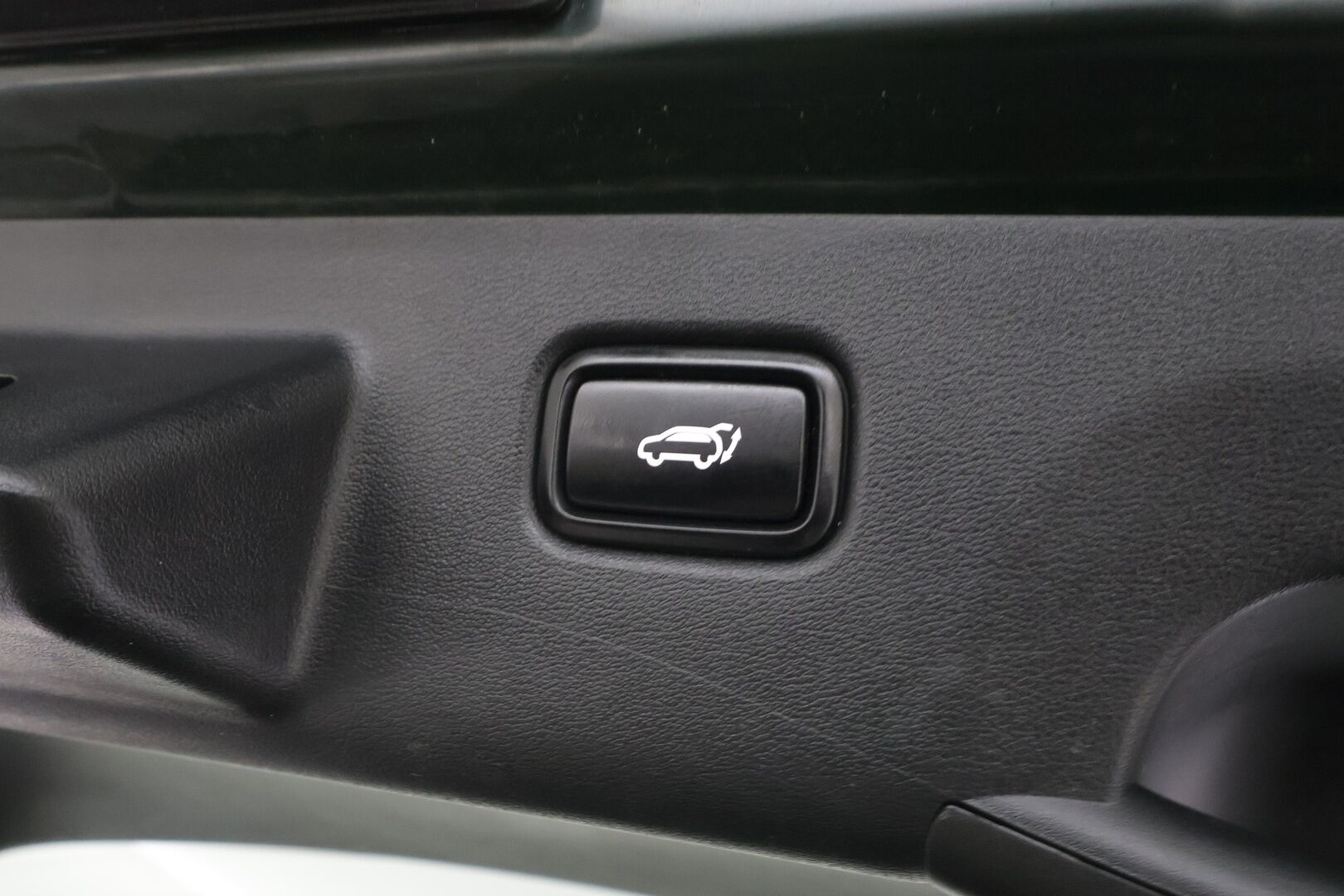 Kia EV6 2023 RWD 77 kWh 229 hv - | ACC | ILP | Koukku | Sähkönahat | Muistipenkki | Ambient light | HDA | P.kamera ja tutkat | Sähk. takaluukku | Merkkihuollot | 1-om suomiauto |