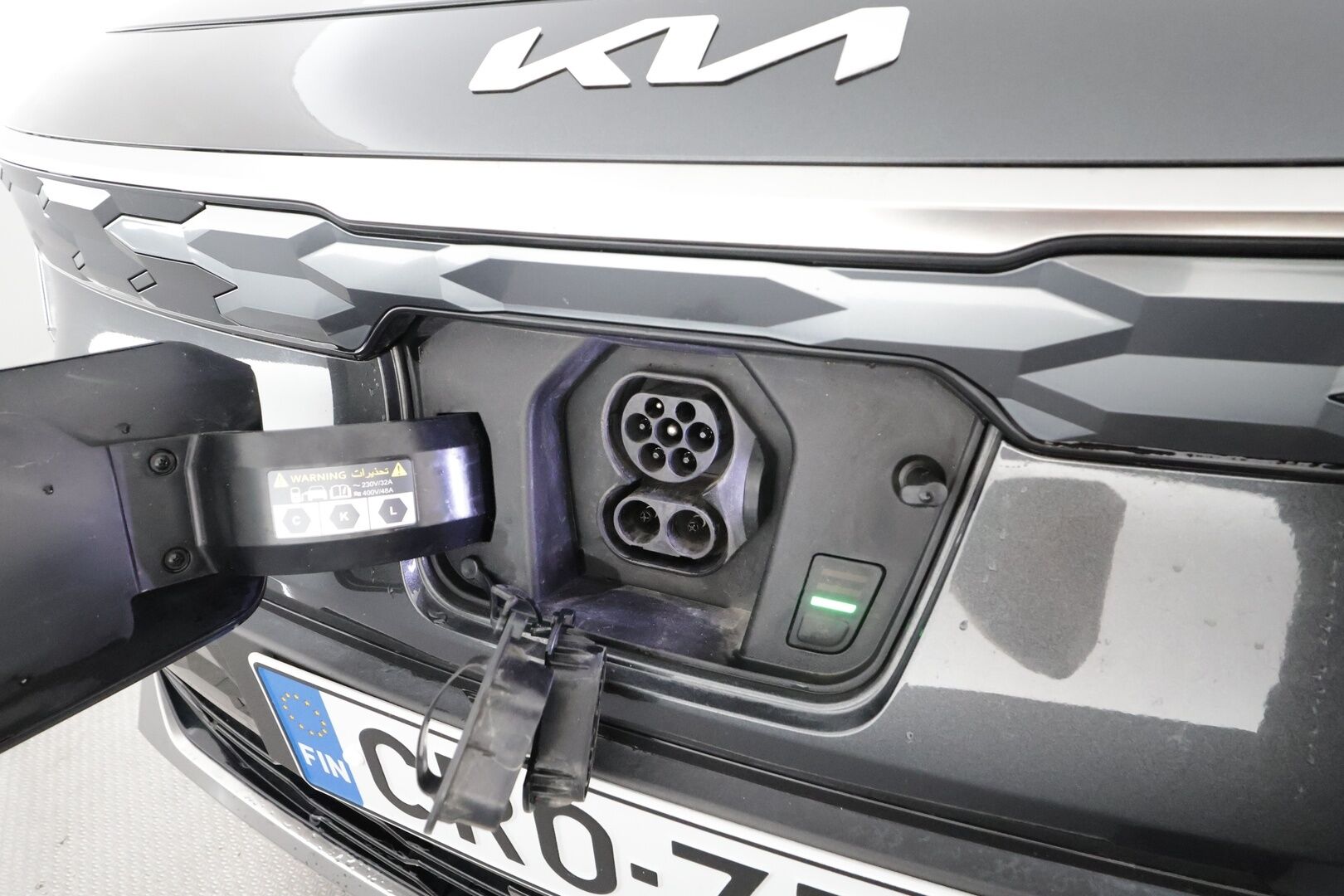 Kia Niro 2023 EX 64,8kWh 204hv Premium - | ACC | ILP | Koukku | Sähköpenkki | Puolinahat | LED | V2L | HDA | P.kamera | Keyless | Sähk. takaluukku | Merkkihuollot | 2x renkaat aluin |