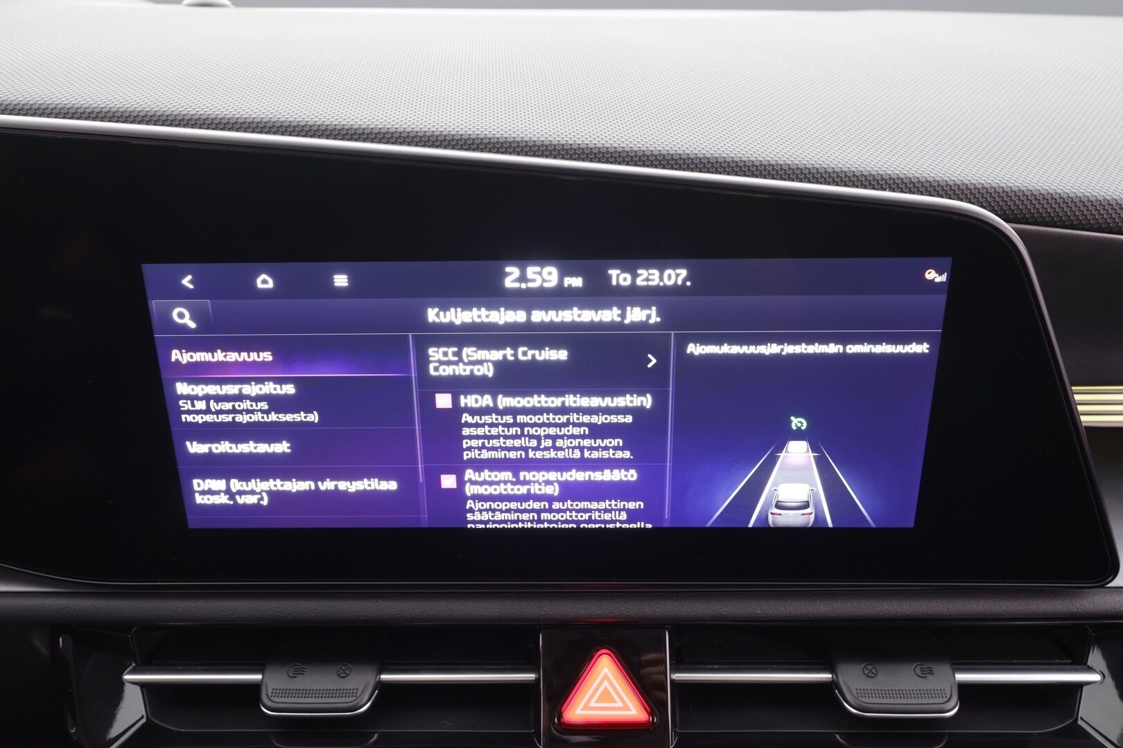 Kia Niro 2023 EX 64,8kWh 204hv Premium - | ACC | ILP | Koukku | Sähköpenkki | Puolinahat | LED | V2L | HDA | P.kamera | Keyless | Sähk. takaluukku | Merkkihuollot | 2x renkaat aluin |