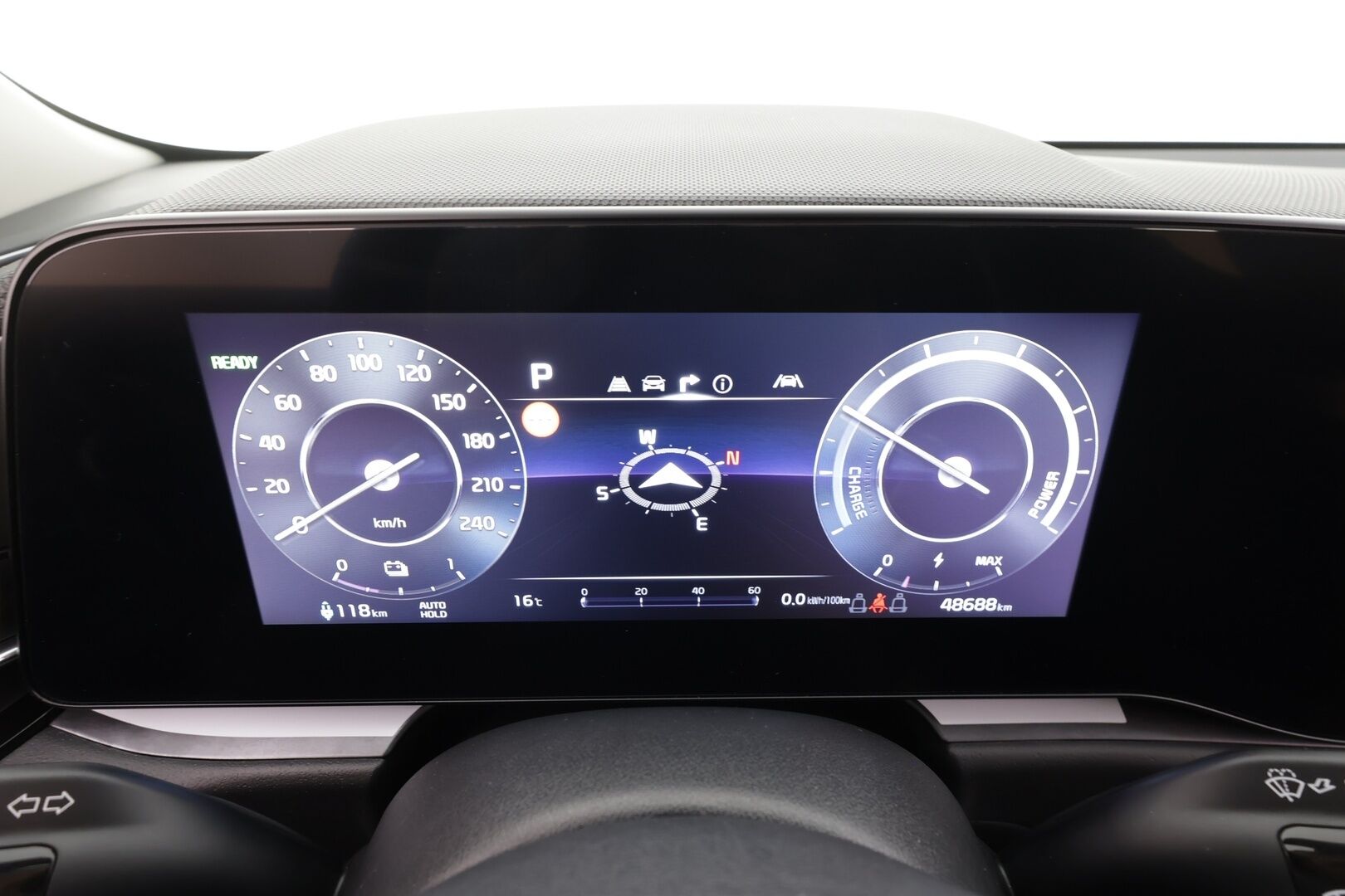Kia Niro 2023 EX 64,8kWh 204hv Premium - | ACC | ILP | Koukku | Sähköpenkki | Puolinahat | LED | V2L | HDA | P.kamera | Keyless | Sähk. takaluukku | Merkkihuollot | 2x renkaat aluin |