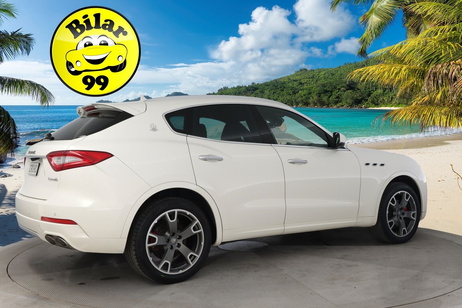 Maserati Levante 2017 3.0 Diesel AWD* Bowers&Wilkins / ACC / Panorama / Vetokoukku* - 3,99 % KORKOTARJOUS TÄHÄN AUTOON - *ALV / 2x renkaat&alumiinivanteet*