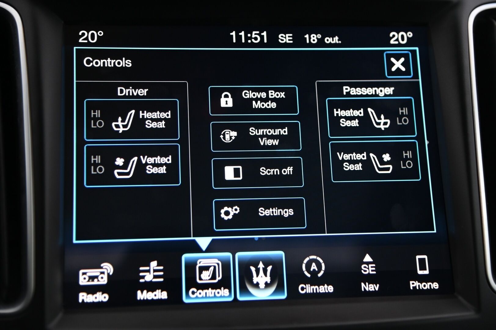 Maserati Levante 2017 3.0 Diesel AWD* Bowers&Wilkins / ACC / Panorama / Vetokoukku* - 3,99 % KORKOTARJOUS TÄHÄN AUTOON - *ALV / 2x renkaat&alumiinivanteet*