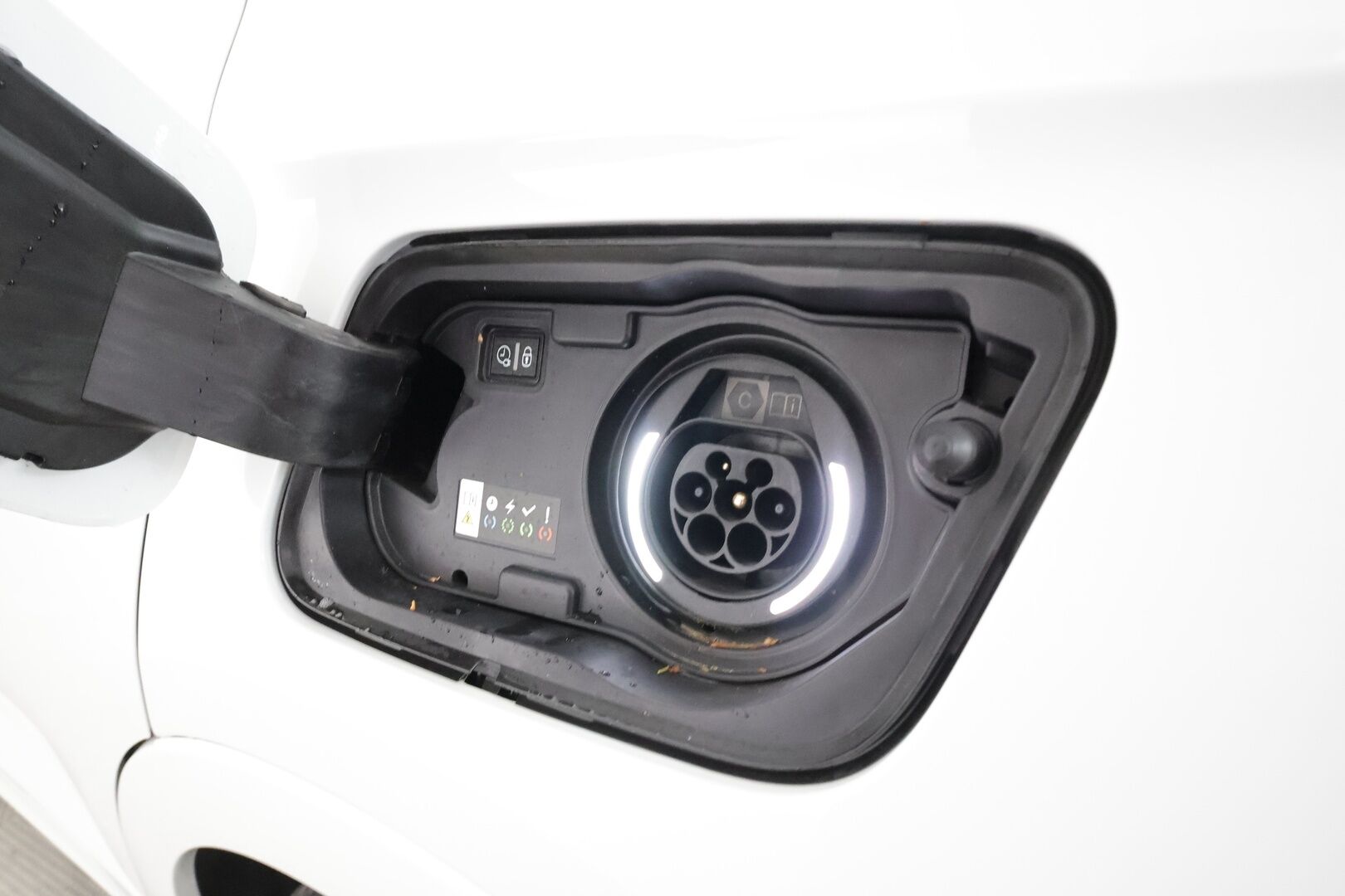Opel Grandland 2023 Design&Tech 225 PHEV FWD A8 - | ACC | Lane Assist | BSM | P.kamera | Navi | Digimittaristo | LED | Apple & Android | Lämm. ratti | Lämm. tuulilasi | 2x renkaat aluin | 