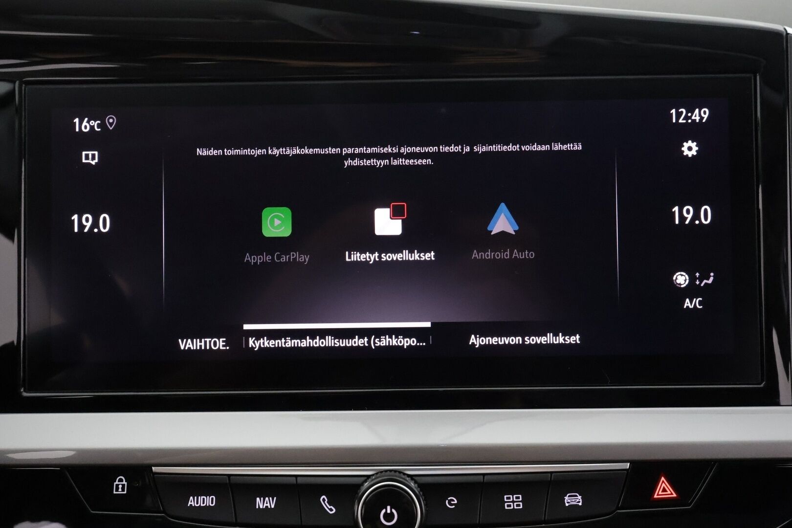 Opel Grandland 2023 Design&Tech 225 PHEV FWD A8 - | ACC | Lane Assist | BSM | P.kamera | Navi | Digimittaristo | LED | Apple & Android | Lämm. ratti | Lämm. tuulilasi | 2x renkaat aluin | 