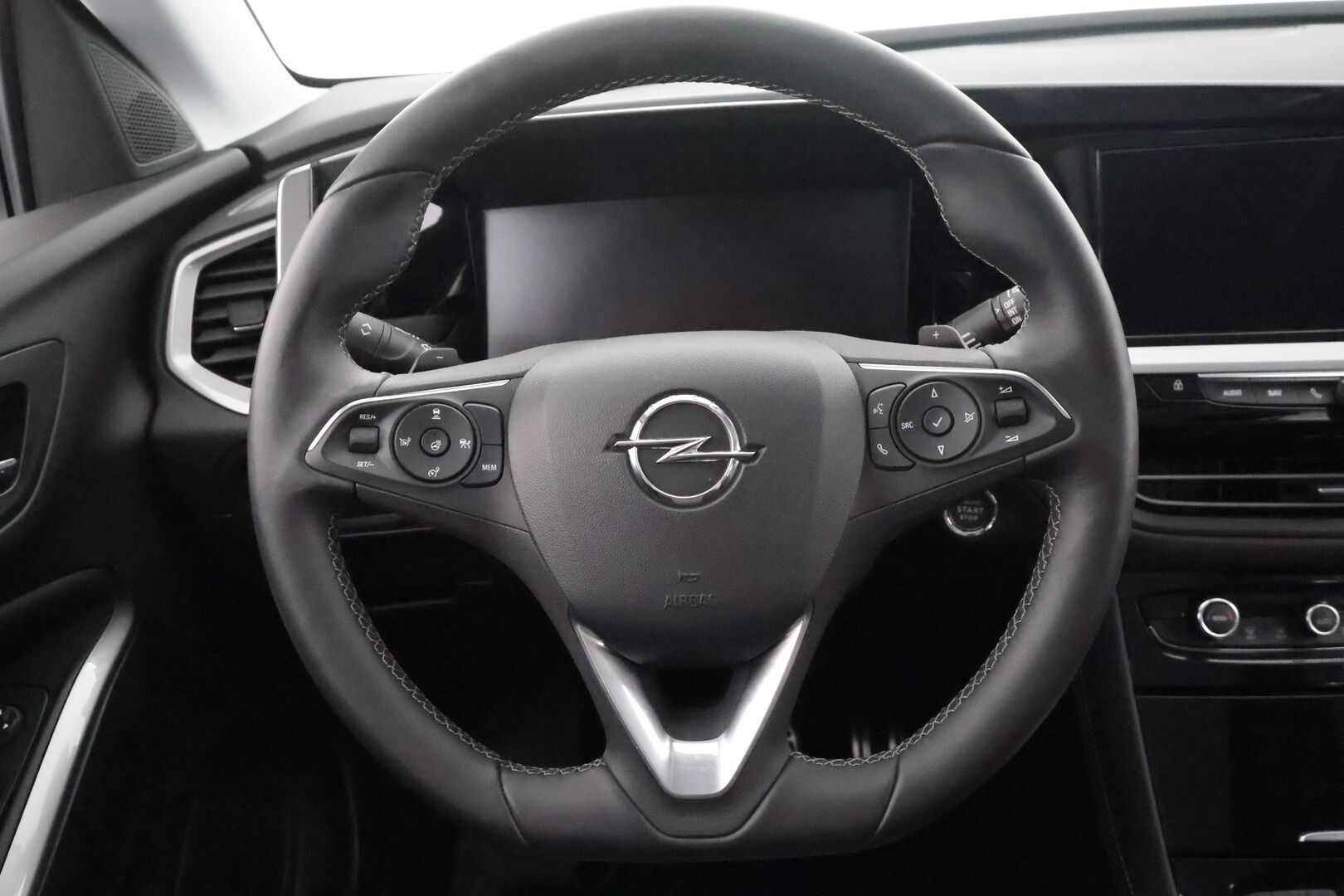 Opel Grandland 2023 Design&Tech 225 PHEV FWD A8 - | ACC | Lane Assist | BSM | P.kamera | Navi | Digimittaristo | LED | Apple & Android | Lämm. ratti | Lämm. tuulilasi | 2x renkaat aluin | 
