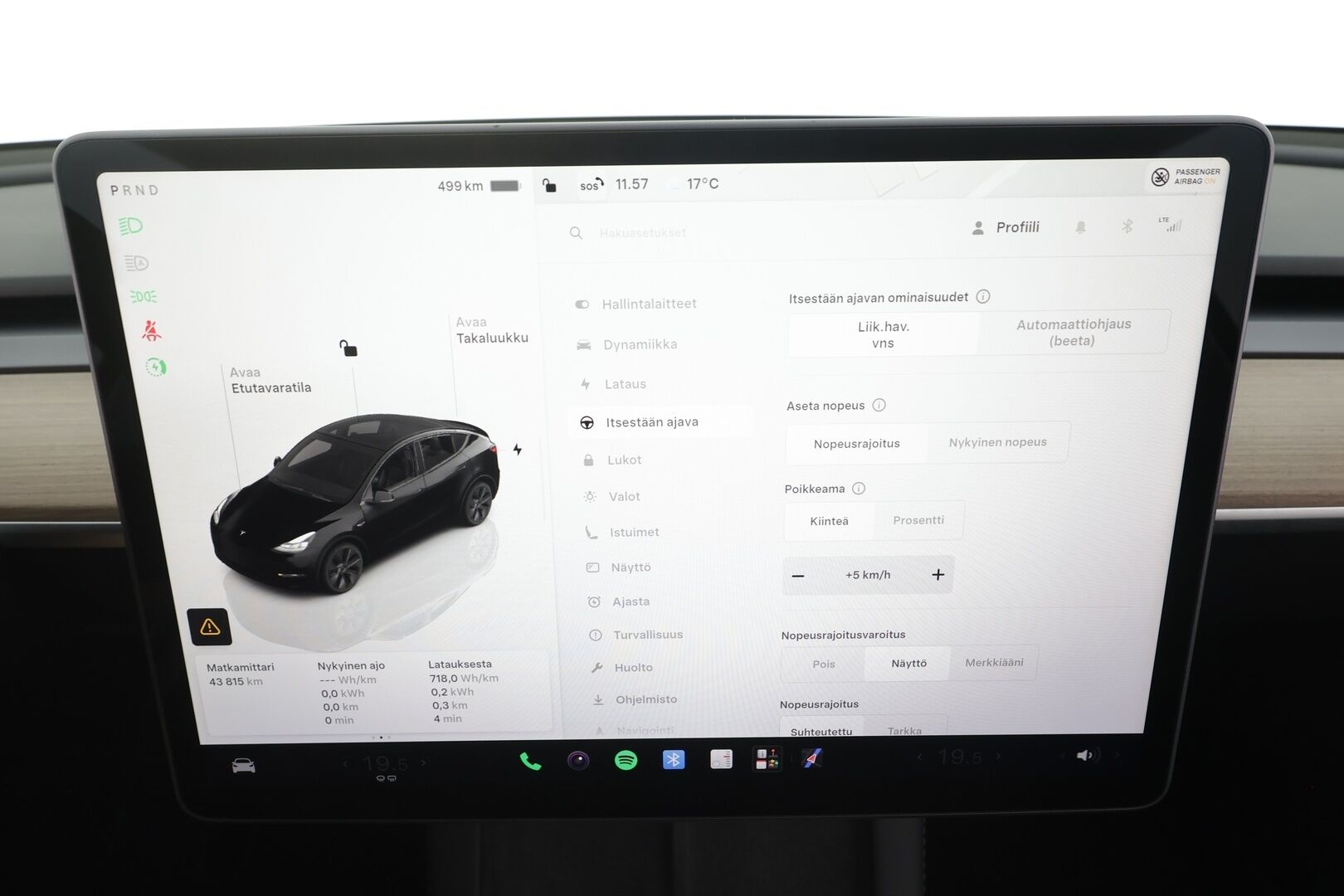 Tesla Model Y 2023 Long Range - | ACC | ILP | Koukku | Matrix | Ryzen | Lasikatto | Premium audio | Sähkönahat | Muistipenkki | P.kamera | 1-om suomiauto | 