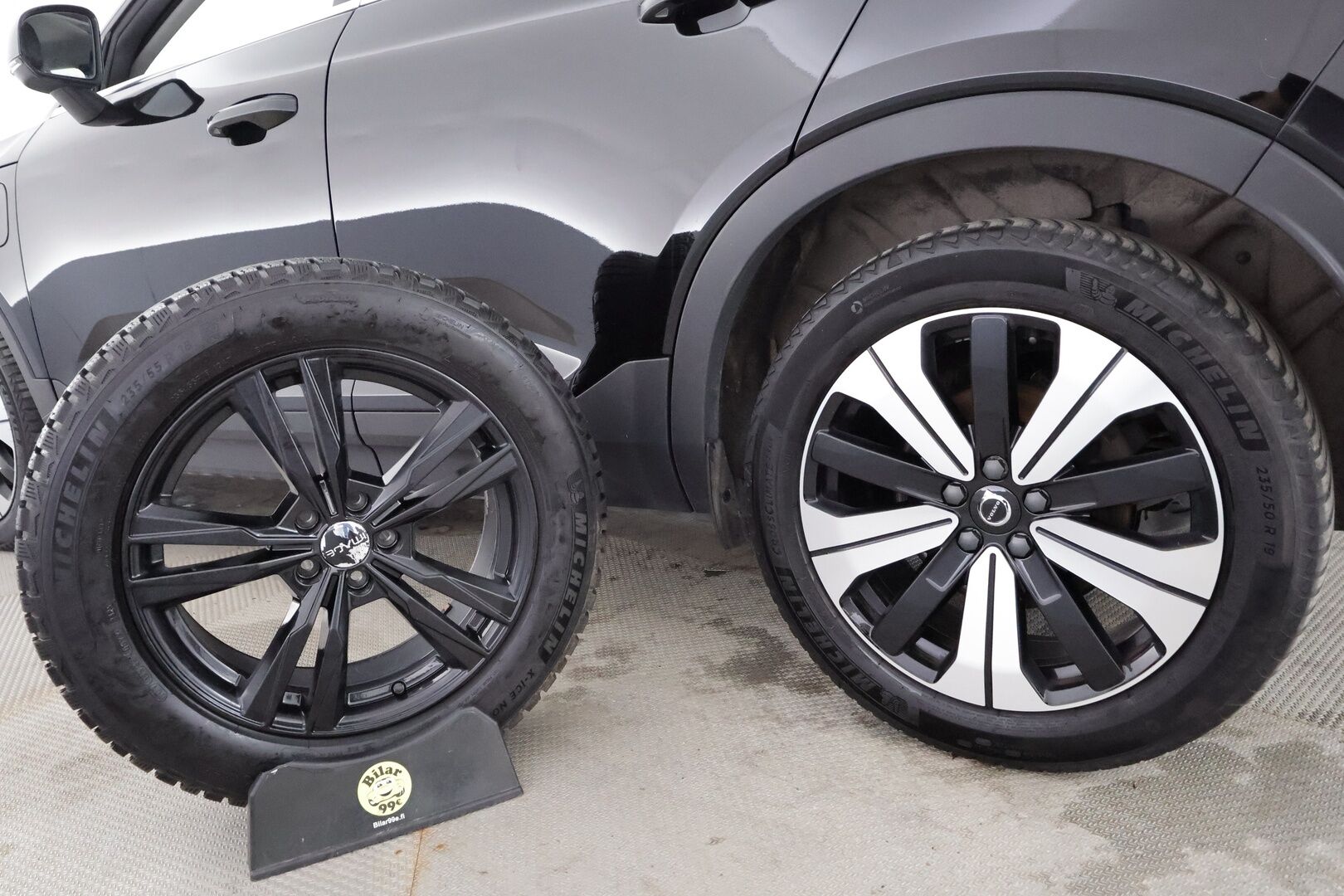 Volvo XC40 2024 T5 TwE Plus Bright aut - | ACC | Webasto | Koukku | H/K | P.Kamera | Muistipenkki | LED | Sporttinahat | Keyless | Apple&Android | suomi-auto | Kahdet Renkaat | Merkkihuollettu |