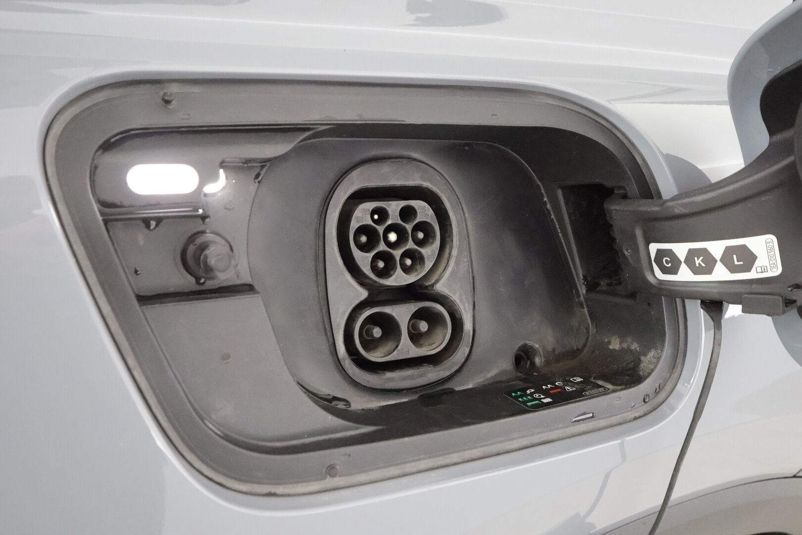 Audi Q4 e-tron 2023 40 e-tron - | ACC | ILP | Koukku | SONOS | Sporttipenkit | P.kamera | Digimittaristo | Kaistavahti | Pre Sense | LED | 1.om suomiauto | 2x renkaat aluin | ALV | 