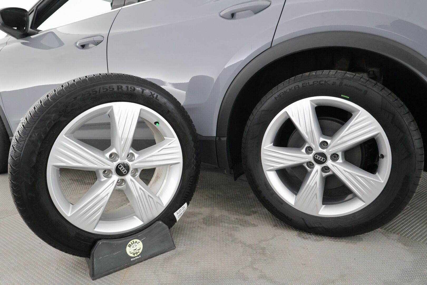 Audi Q4 e-tron 2023 40 e-tron - | ACC | ILP | Koukku | SONOS | Sporttipenkit | P.kamera | Digimittaristo | Kaistavahti | Pre Sense | LED | 1.om suomiauto | 2x renkaat aluin | ALV | 