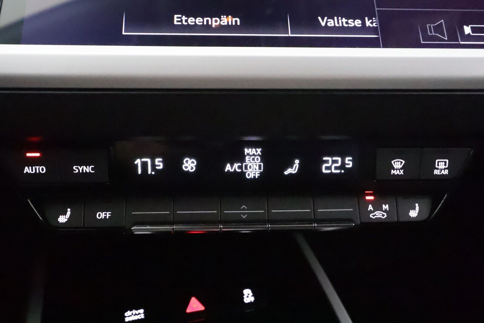 Audi Q4 e-tron 2023 40 e-tron - | ACC | ILP | Koukku | SONOS | Sporttipenkit | P.kamera | Digimittaristo | Kaistavahti | Pre Sense | LED | 1.om suomiauto | 2x renkaat aluin | ALV | 