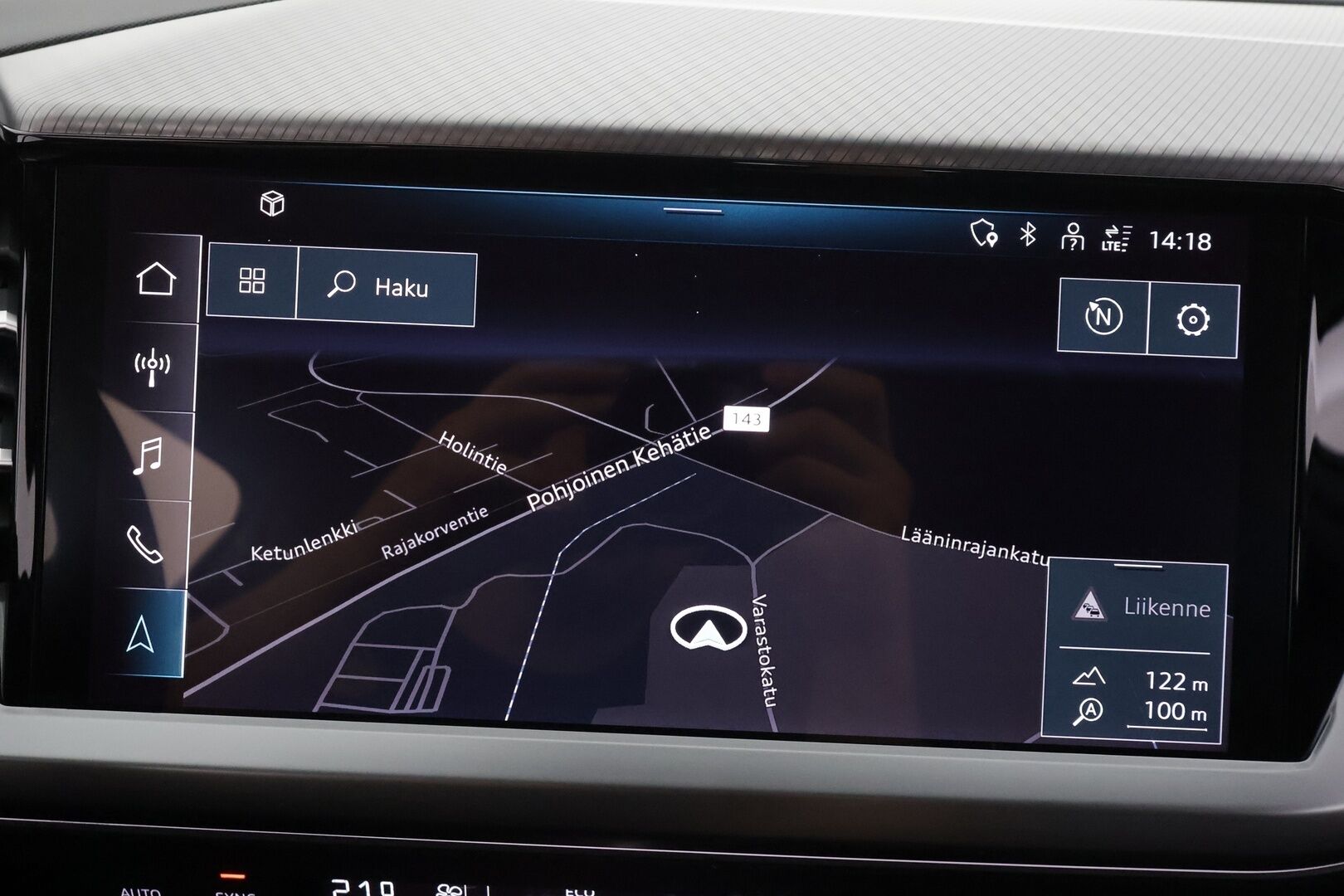 Audi Q4 e-tron 2023 50 e-tron quattro - 1OM Suomiauto | Koukku | Sonos Audio | HUD | ACC | Matrix LED | Sporttipenkit | Merkkihuollettu | Navi | Akuston esilämmitys | Huippuvarusteet!
