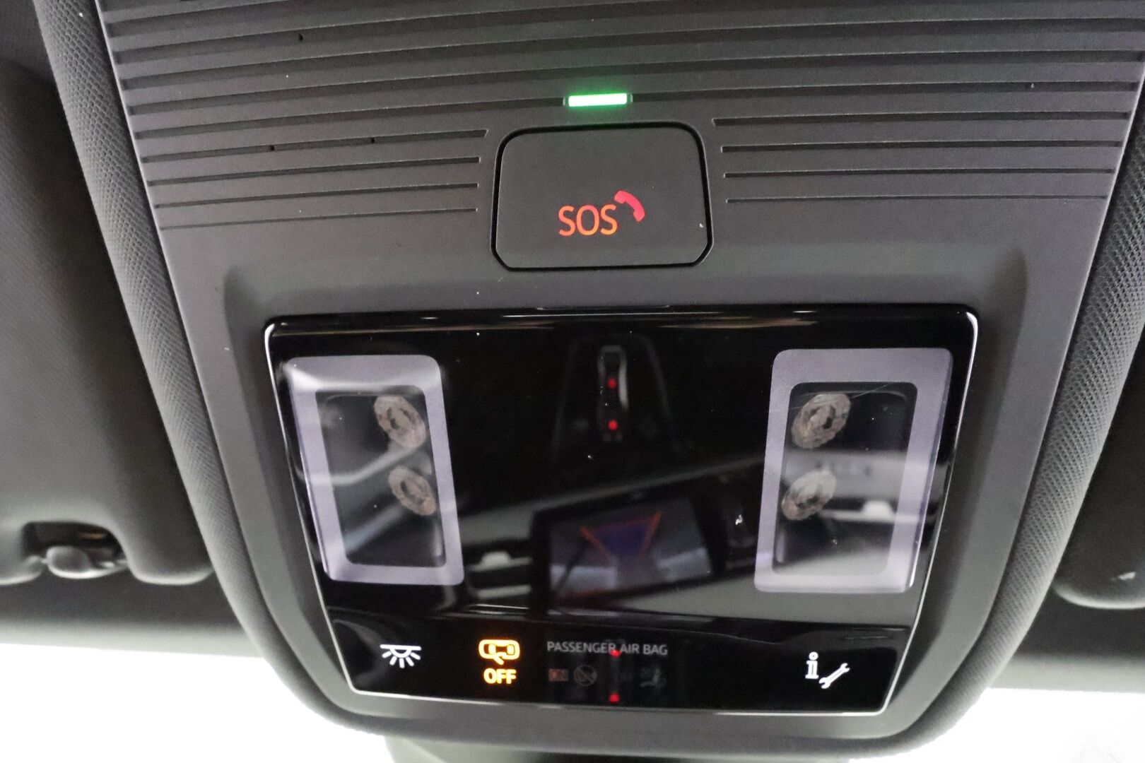 Audi Q4 e-tron 2023 50 e-tron quattro - 1OM Suomiauto | Koukku | Sonos Audio | HUD | ACC | Matrix LED | Sporttipenkit | Merkkihuollettu | Navi | Akuston esilämmitys | Huippuvarusteet!