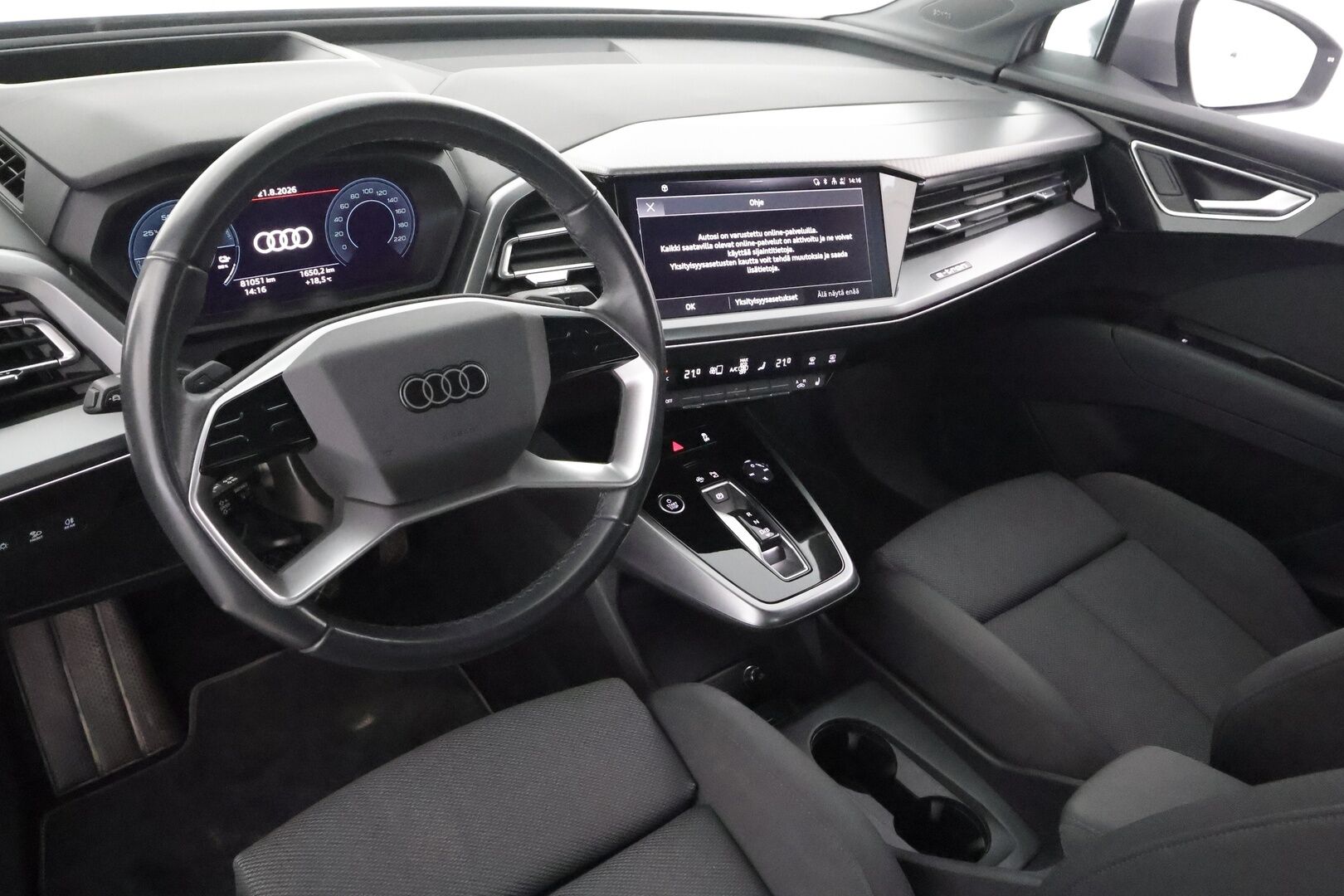 Audi Q4 e-tron 2023 50 e-tron quattro - 1OM Suomiauto | Koukku | Sonos Audio | HUD | ACC | Matrix LED | Sporttipenkit | Merkkihuollettu | Navi | Akuston esilämmitys | Huippuvarusteet!