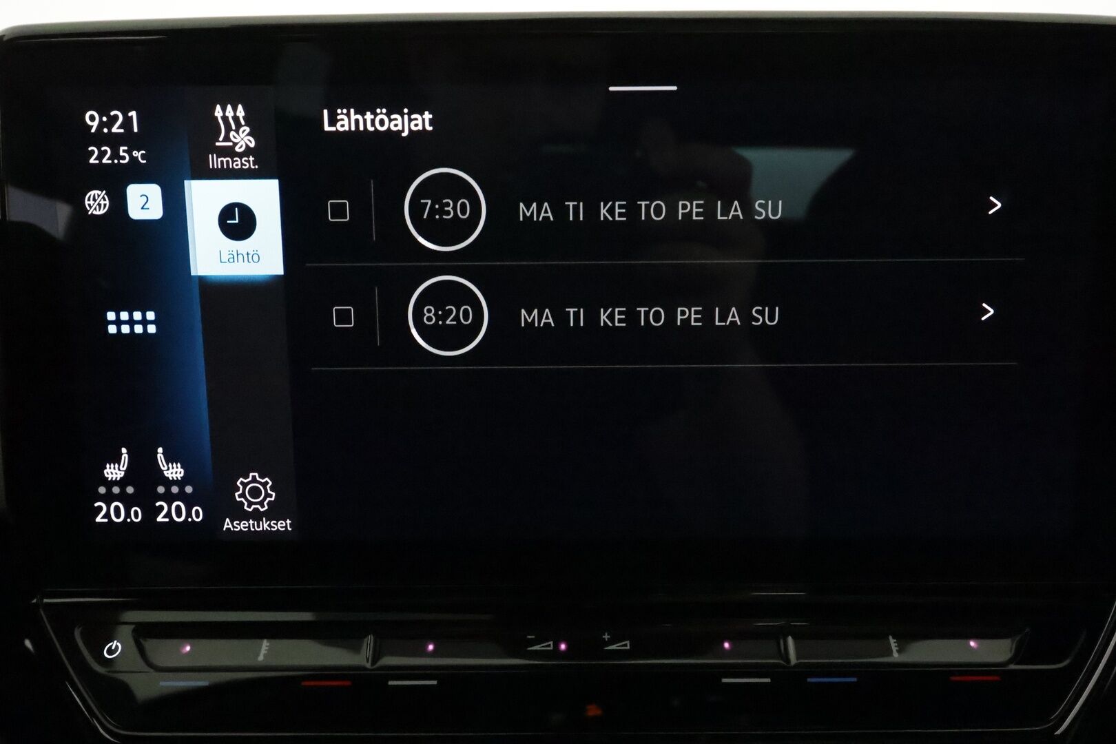 Volkswagen ID.5 2023 GTX Dual Motor AWD Business Max **Lämpöpumppu / Koukku / ACC / Matrix-LED / HUD / 360° / Hierovat Sportit Muistilla** - 3,99 % KORKOTARJOUS TÄHÄN AUTOON - 1-om Suomi-auto / Akku kuntotarkastettu / 2x Latauskaapelit / Kahdet Renkaat / **HUIPPU VARUSTEET**