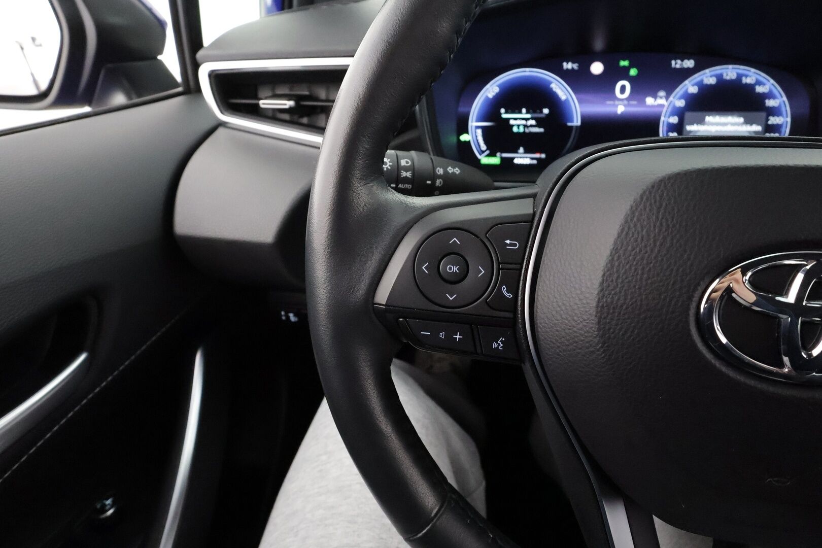 Toyota Corolla 2024 Touring Sports 1,8 Hybrid Active * ACC / LED / P.Kamera / Kaistavahti / Digimittaristo / Facelift * - 1-om Suomi-auto / Kahdet renkaat / Merkkihuollettu! - HULLU BLACKWEEK KORKOTARJOUS 2,49%