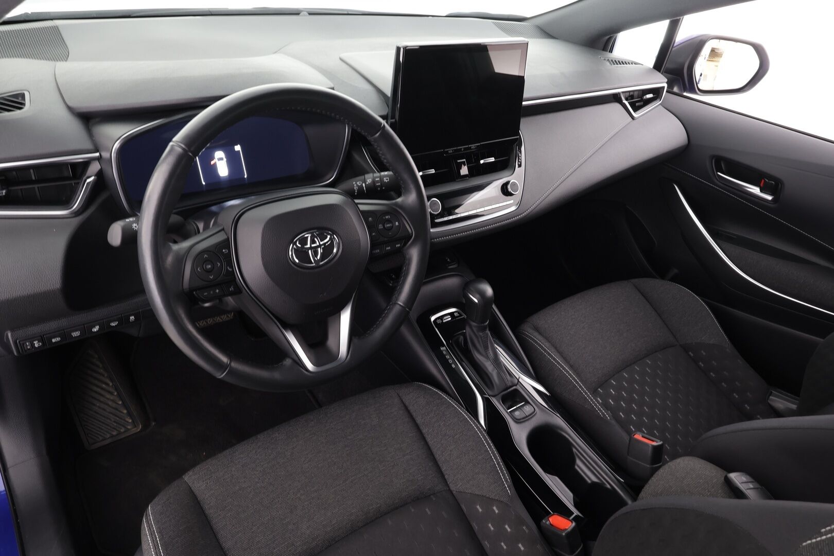 Toyota Corolla 2024 Touring Sports 1,8 Hybrid Active * ACC / LED / P.Kamera / Kaistavahti / Digimittaristo / Facelift * - 1-om Suomi-auto / Kahdet renkaat / Merkkihuollettu! - HULLU BLACKWEEK KORKOTARJOUS 2,49%