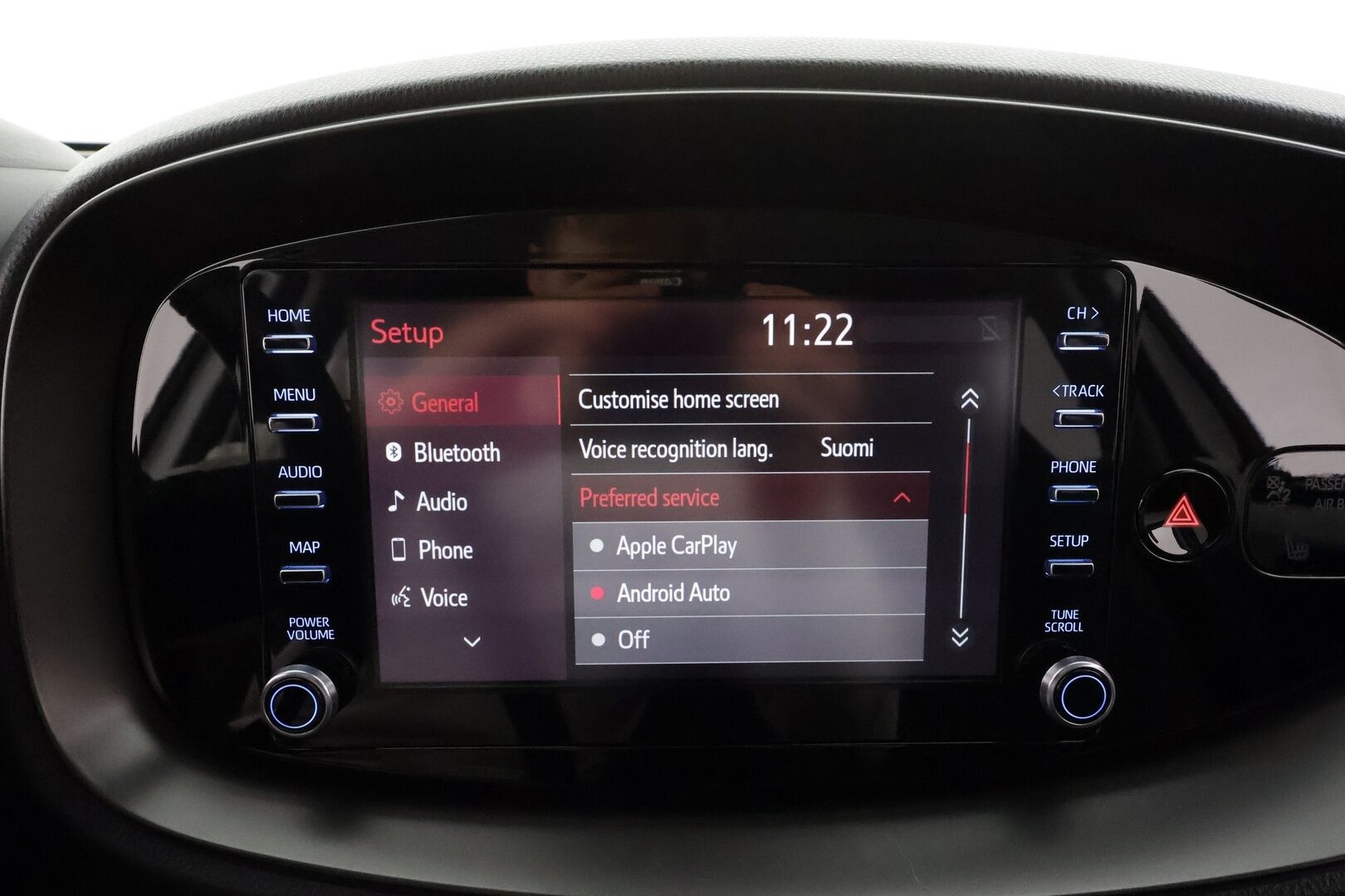 Toyota Aygo X 2024 1,0 VVT-i Play Edition Multidrive S * Suomi-auto / ACC / P.kamera / LED / Ratinlämmitin * - Kahdet renkaat aluvanteilla / Merkkihuollettu