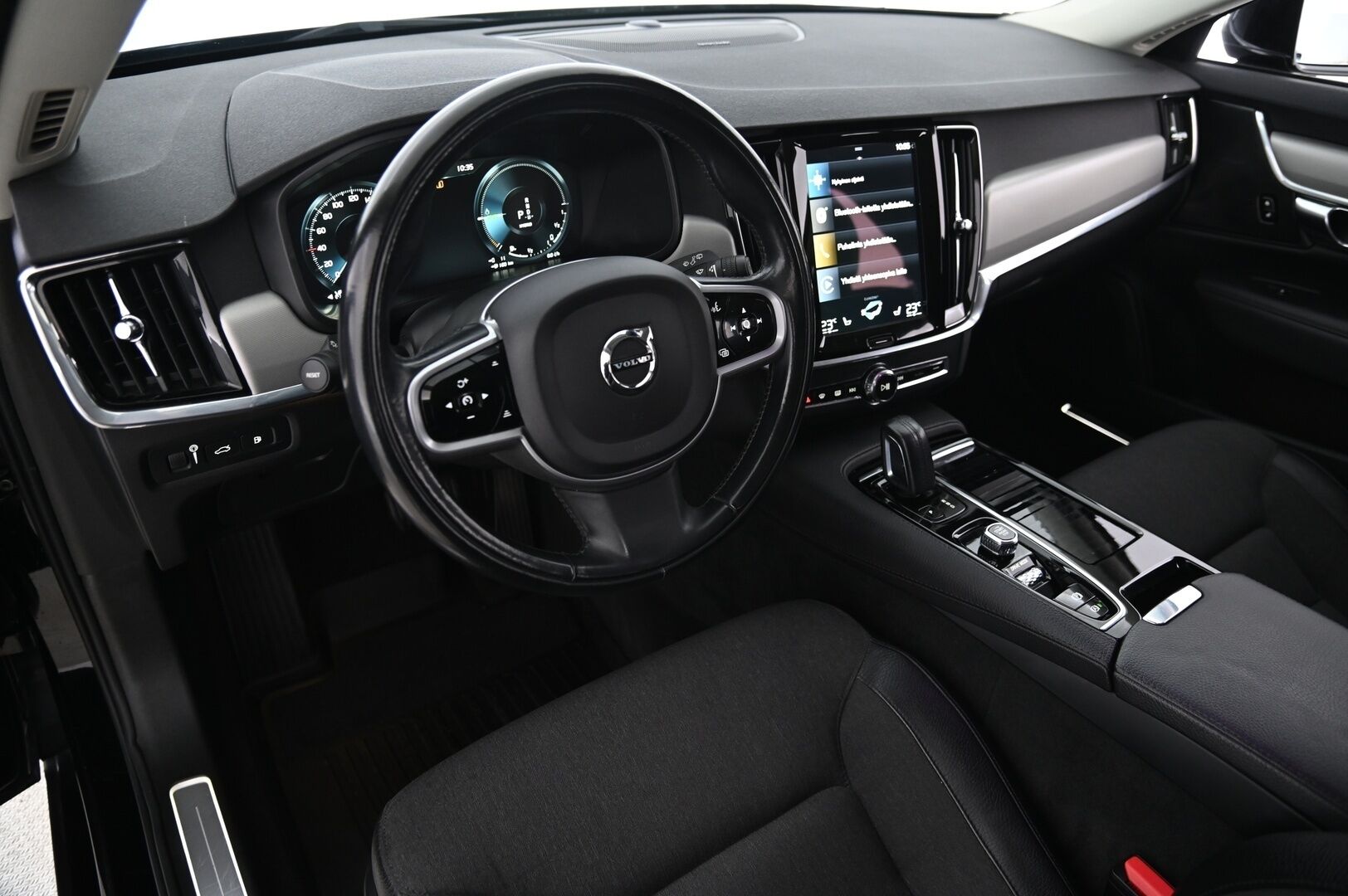 Volvo V90 2021 T6 TwE AWD Business Inscription Expression aut. - ACC | H&K | Webasto | Pilot assist | Kessy | Kamera | Apple&Android | Koukku | Hybridi akusto uusittu 10/2025 | 