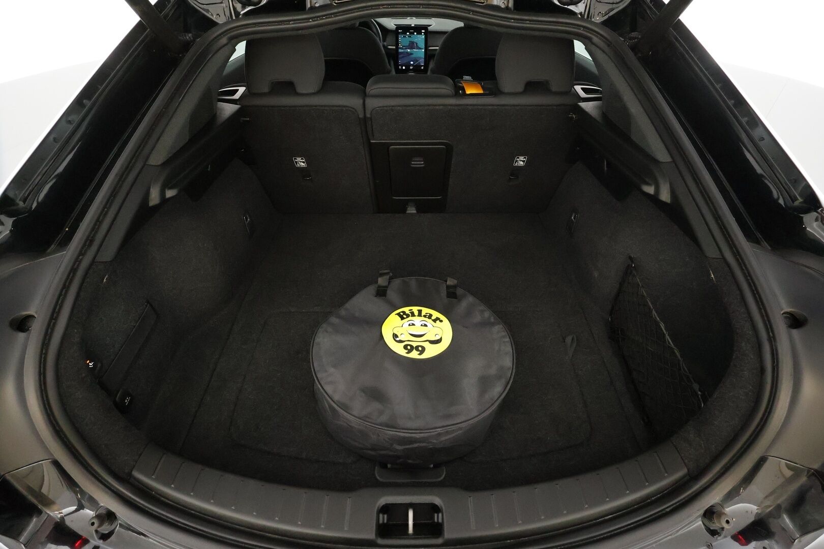 Polestar 2 2020 Long Range Dual Motor Performance 300kW * Pilot&Plus / ACC / Pixel-LED / H&K / 360° / Sportpenkki / Koukku / Navi * - Akku kuntotarkastettu / 2x Latauskaapelit / Kahdet renkaat - HULLUT JOULUT KORKOTARJOUS 2,49% 