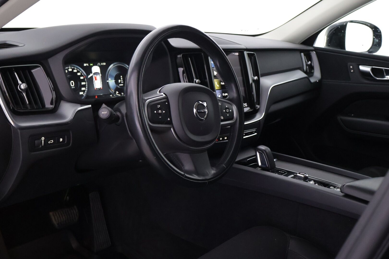 Volvo XC60 2021 T6 Recharge AWD Inscription Expression - | ACC | Lasikatto | Webasto | Koukku | FULL-LED | Navi | P. Kamera | Näyttävät Vanteet | Jakopää Tehty | Merkkihuollettu |