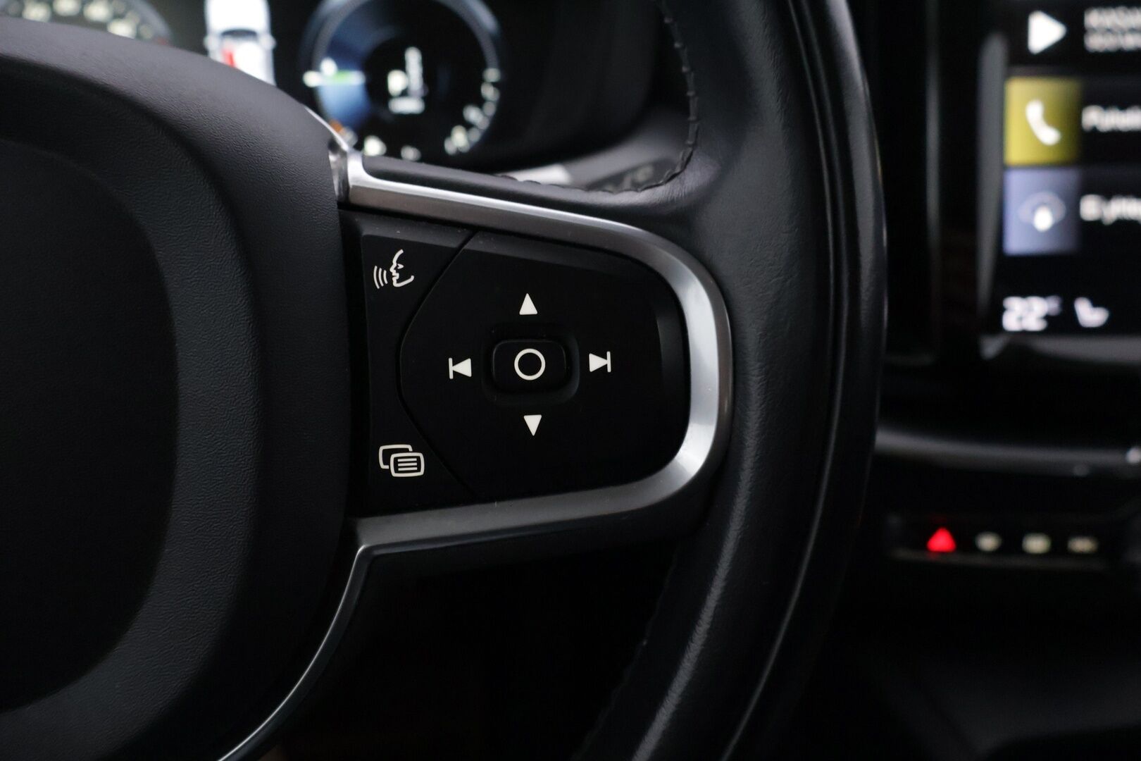 Volvo XC60 2021 T6 Recharge AWD Inscription Expression - | ACC | Lasikatto | Webasto | Koukku | FULL-LED | Navi | P. Kamera | Näyttävät Vanteet | Jakopää Tehty | Merkkihuollettu |