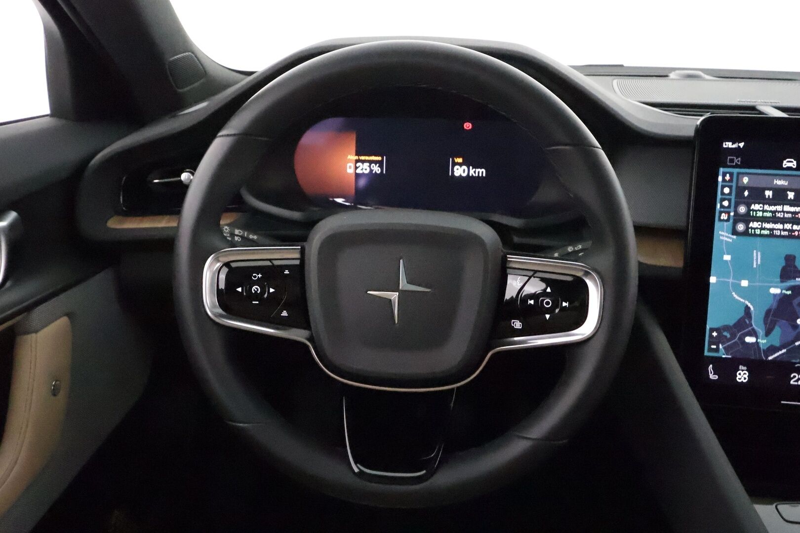 POLESTAR 2 2021 Long Range Dual Motor 300kW **Pilot&Plus / Koukku / Lasikatto / H&K / ACC / Pixel-LED / 360° / Ilmastoitu Muistipenkki** - 3,99 % KORKOTARJOUS TÄHÄN AUTOON 21.9. ASTI! - Sporttinahat / 2x Latauskaapelit / Kahdet Renkaat / **HARVINAINEN SISUSTA**