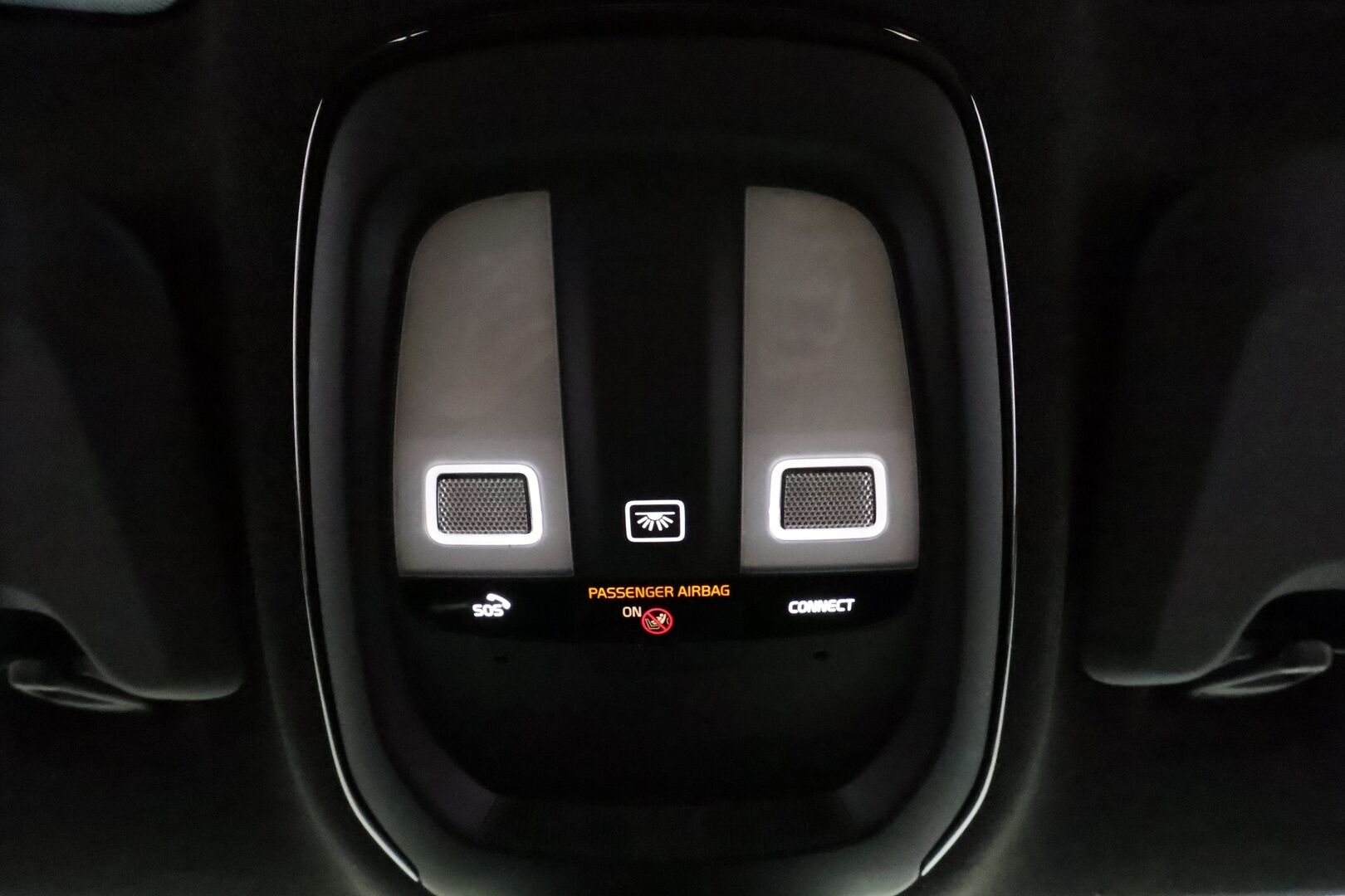 POLESTAR 2 2021 Long Range Dual Motor 300kW **Pilot&Plus / Koukku / Lasikatto / H&K / ACC / Pixel-LED / 360° / Ilmastoitu Muistipenkki** - 3,99 % KORKOTARJOUS TÄHÄN AUTOON 21.9. ASTI! - Sporttinahat / 2x Latauskaapelit / Kahdet Renkaat / **HARVINAINEN SISUSTA**