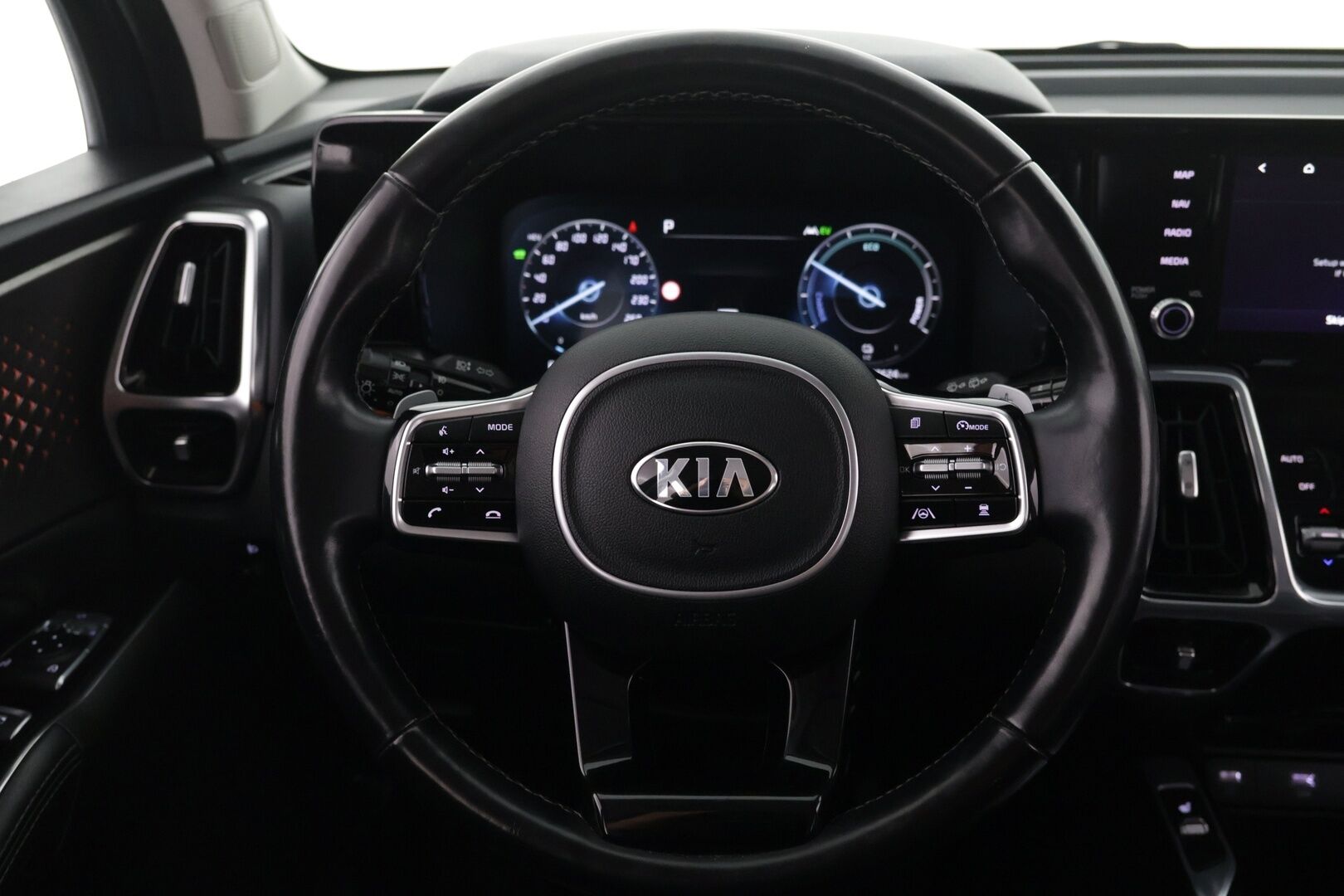 KIA SORENTO 2021 1,6 T-GDI Plug-in Hybrid AWD Business Premium AT 7-P. - | ACC | Nahat | 7-paikkainen tila-auto | Bose | Koukku | P-kamera |