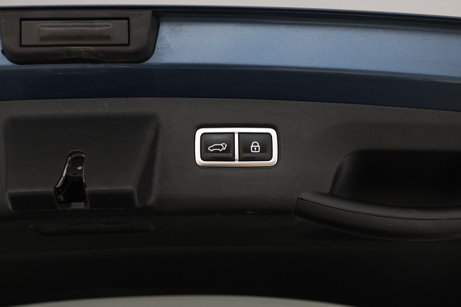 KIA SORENTO 2021 1,6 T-GDI Plug-in Hybrid AWD Business Premium AT 7-P. - | ACC | Nahat | 7-paikkainen tila-auto | Bose | Koukku | P-kamera |