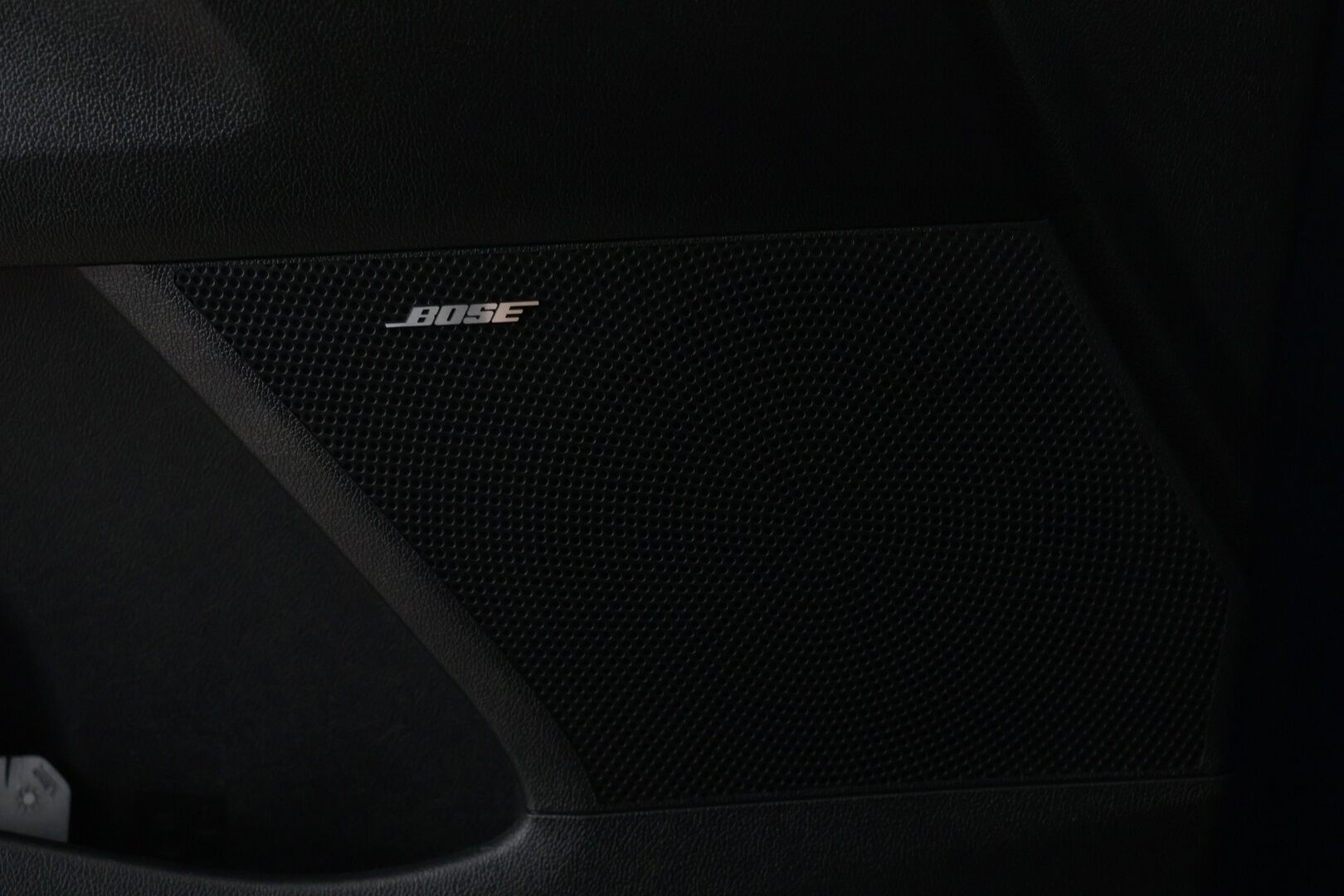 KIA SORENTO 2021 1,6 T-GDI Plug-in Hybrid AWD Business Premium AT 7-P. - | ACC | Nahat | 7-paikkainen tila-auto | Bose | Koukku | P-kamera |