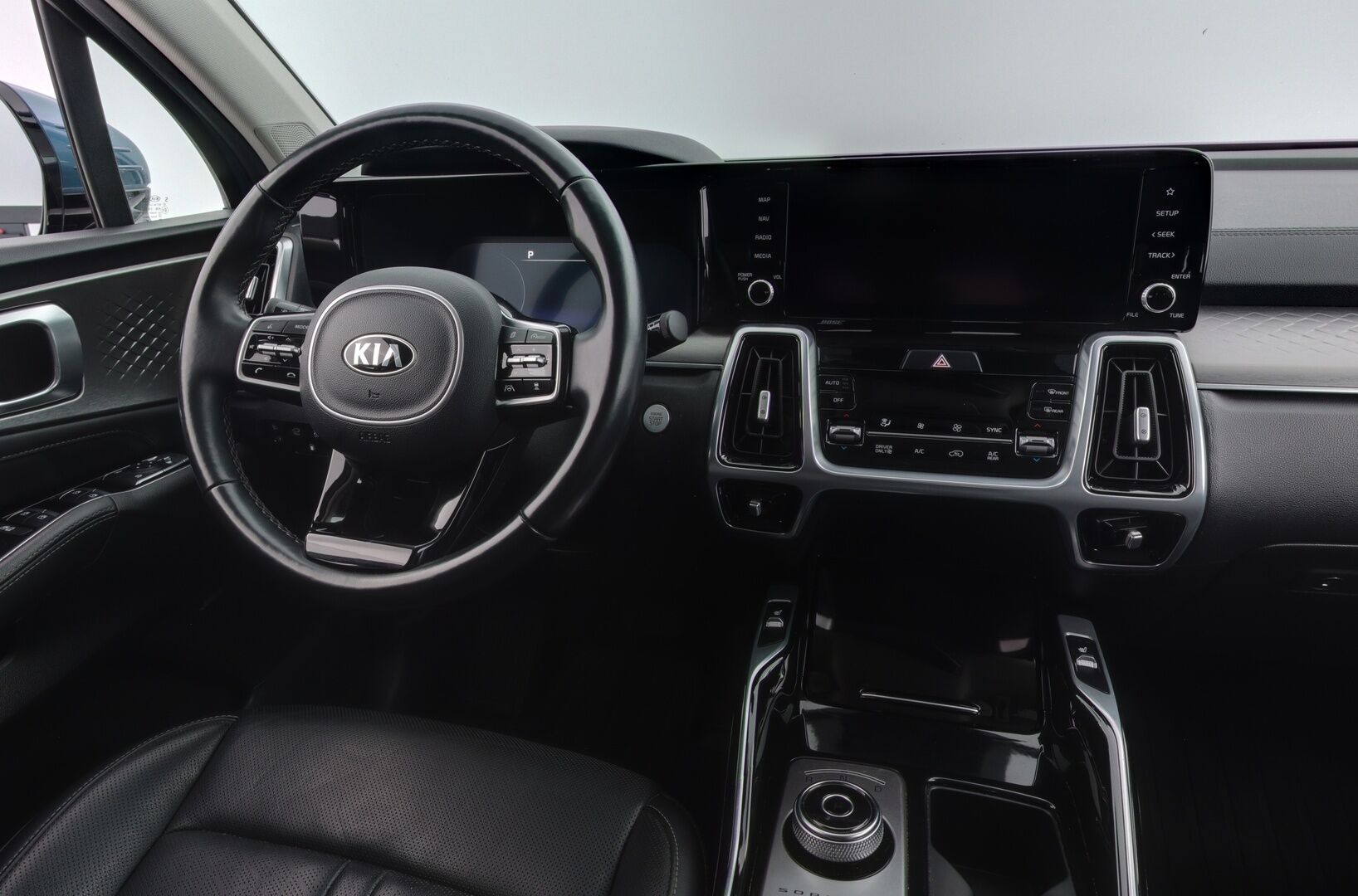 KIA SORENTO 2021 1,6 T-GDI Plug-in Hybrid AWD Business Premium AT 7-P. - | ACC | Nahat | 7-paikkainen tila-auto | Bose | Koukku | P-kamera |