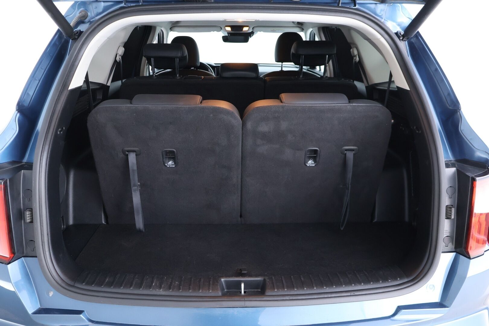 KIA SORENTO 2021 1,6 T-GDI Plug-in Hybrid AWD Business Premium AT 7-P. - | ACC | Nahat | 7-paikkainen tila-auto | Bose | Koukku | P-kamera |