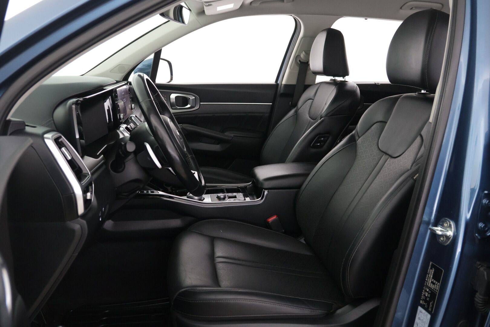 KIA SORENTO 2021 1,6 T-GDI Plug-in Hybrid AWD Business Premium AT 7-P. - | ACC | Nahat | 7-paikkainen tila-auto | Bose | Koukku | P-kamera |
