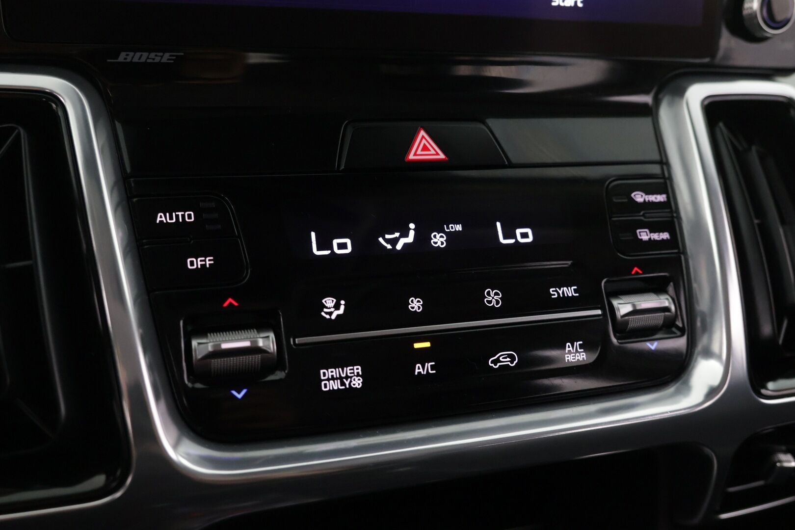KIA SORENTO 2021 1,6 T-GDI Plug-in Hybrid AWD Business Premium AT 7-P. - | ACC | Nahat | 7-paikkainen tila-auto | Bose | Koukku | P-kamera |