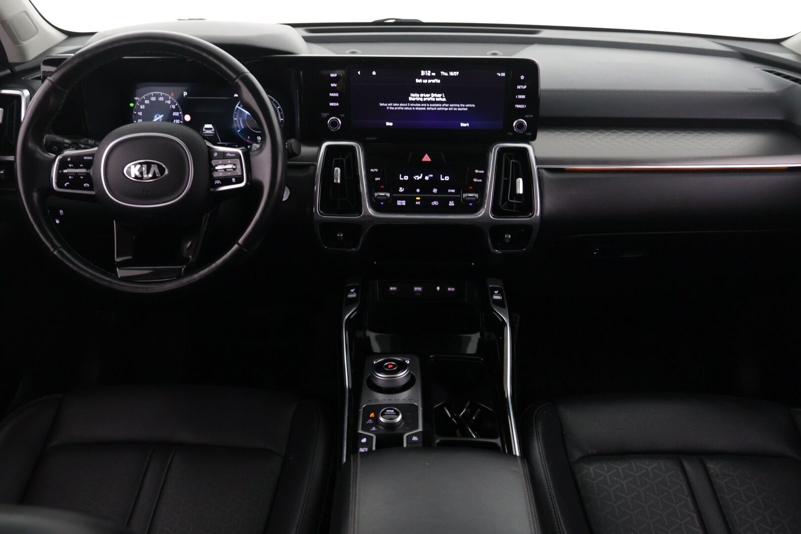 KIA SORENTO 2021 1,6 T-GDI Plug-in Hybrid AWD Business Premium AT 7-P. - | ACC | Nahat | 7-paikkainen tila-auto | Bose | Koukku | P-kamera |