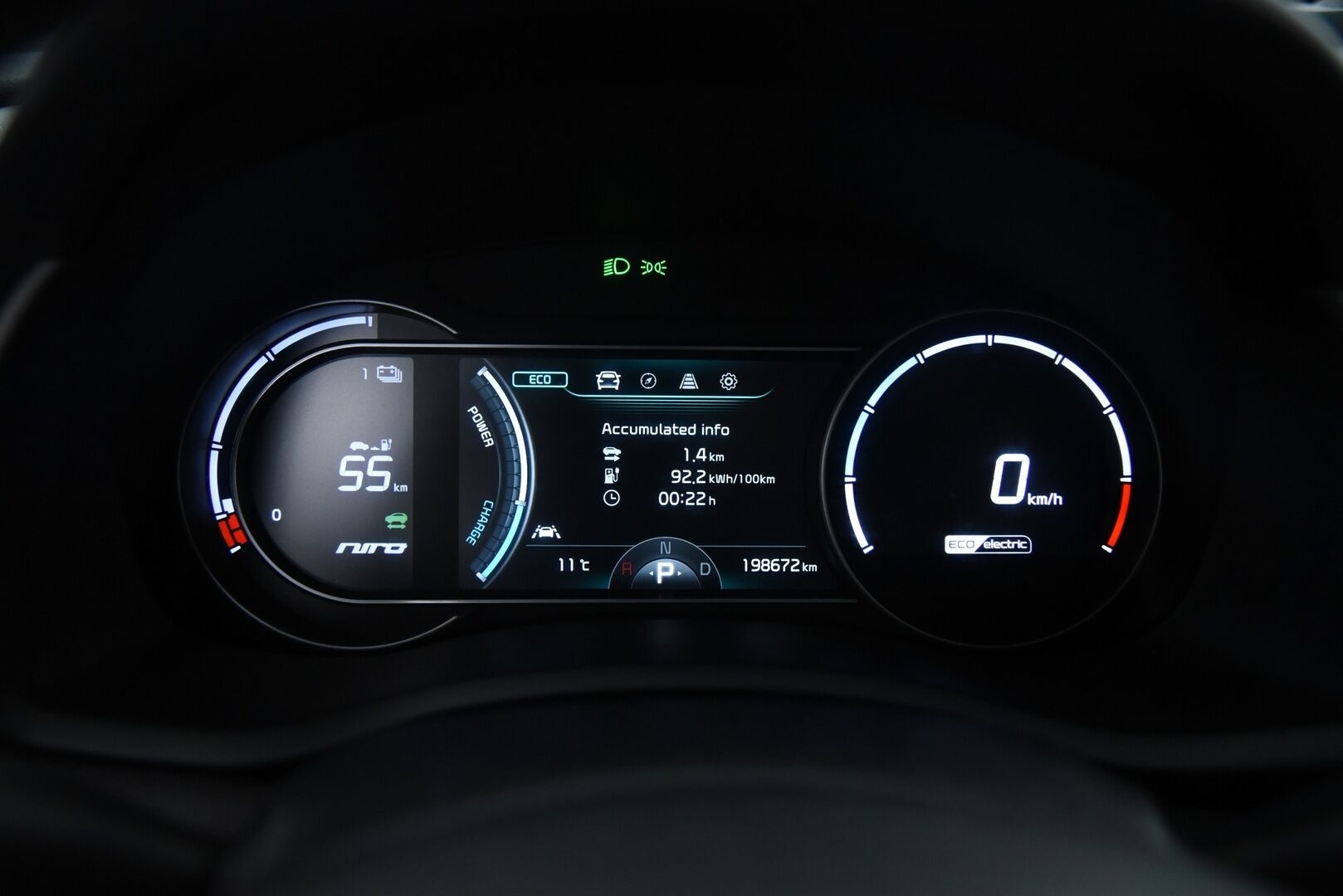 KIA NIRO 2019 EX 64 kWh 204 hv */ Adapt.Vakkari / Ilmastoidut Nahkapenkit / Peruutuskamera / JBL / Lämpöpumppu / KeylessGo / Muistipenkki / Juuri saapunut!*