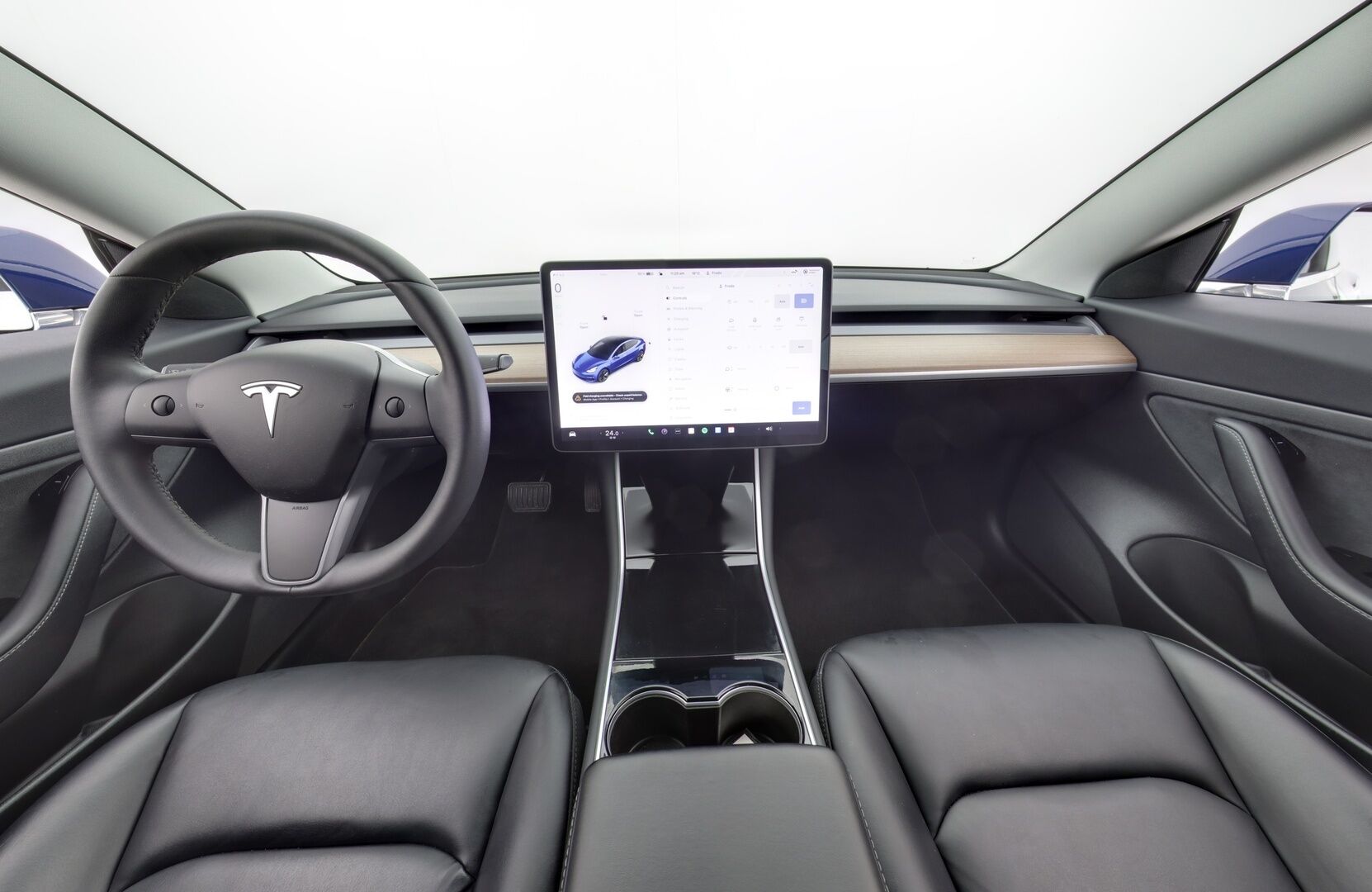 TESLA MODEL 3 2020 Standard Range Plus / Premium Audio / Nahkasisusta / Lasikatto / Peruutuskamera / Autopilot / Koukku - Tulossa myyntiin! - HULLUT AVAJAISHULINAT KORKOTARJOUS 3,29 %