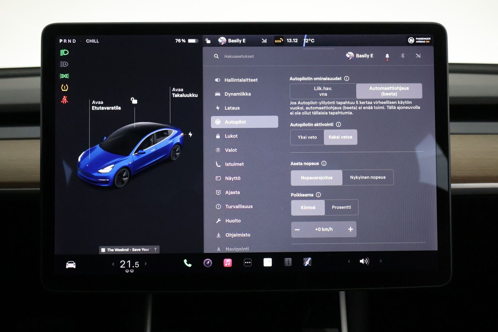 TESLA MODEL 3 2020 Standard Range Plus / Premium Audio / Nahkasisusta / Lasikatto / Peruutuskamera / Autopilot / Koukku - Vetokoukku / ACC / 2x renkaat - HULLUT AVAJAISHULINAT KORKOTARJOUS 3,29 %