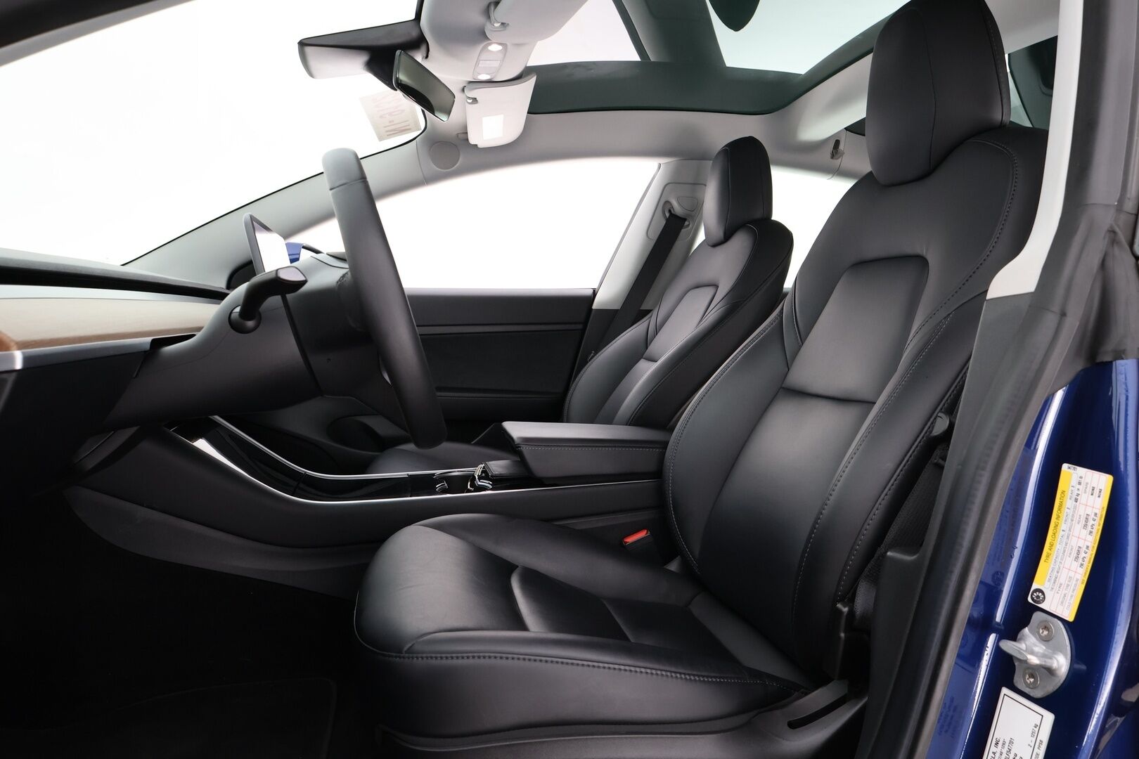 TESLA MODEL 3 2020 Standard Range Plus / Premium Audio / Nahkasisusta / Lasikatto / Peruutuskamera / Autopilot / Koukku - Tulossa myyntiin! - HULLUT AVAJAISHULINAT KORKOTARJOUS 3,29 %