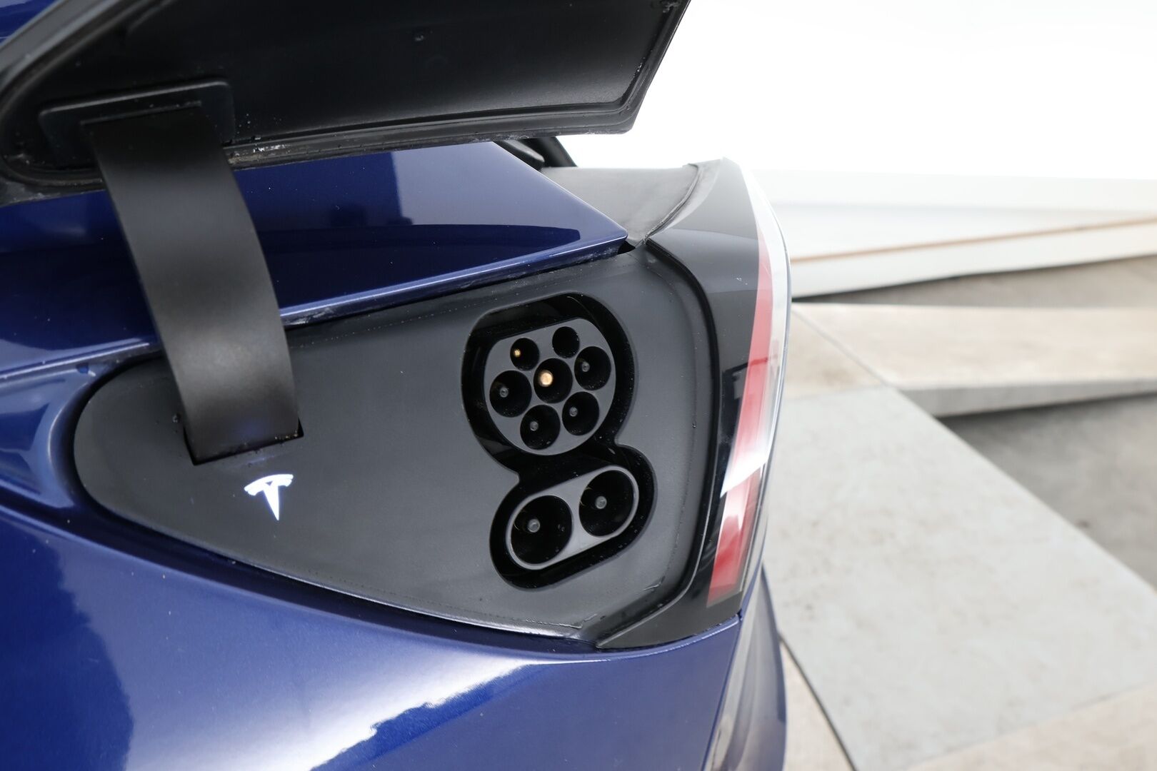 TESLA MODEL 3 2020 Standard Range Plus / Premium Audio / Nahkasisusta / Lasikatto / Peruutuskamera / Autopilot / Koukku - Tulossa myyntiin! - HULLUT AVAJAISHULINAT KORKOTARJOUS 3,29 %