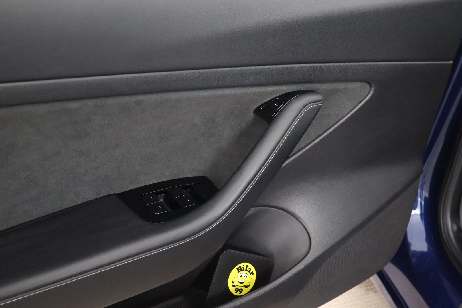 TESLA MODEL 3 2020 Standard Range Plus / Premium Audio / Nahkasisusta / Lasikatto / Peruutuskamera / Autopilot / Koukku - Vetokoukku / ACC / 2x renkaat - HULLUT AVAJAISHULINAT KORKOTARJOUS 3,29 %