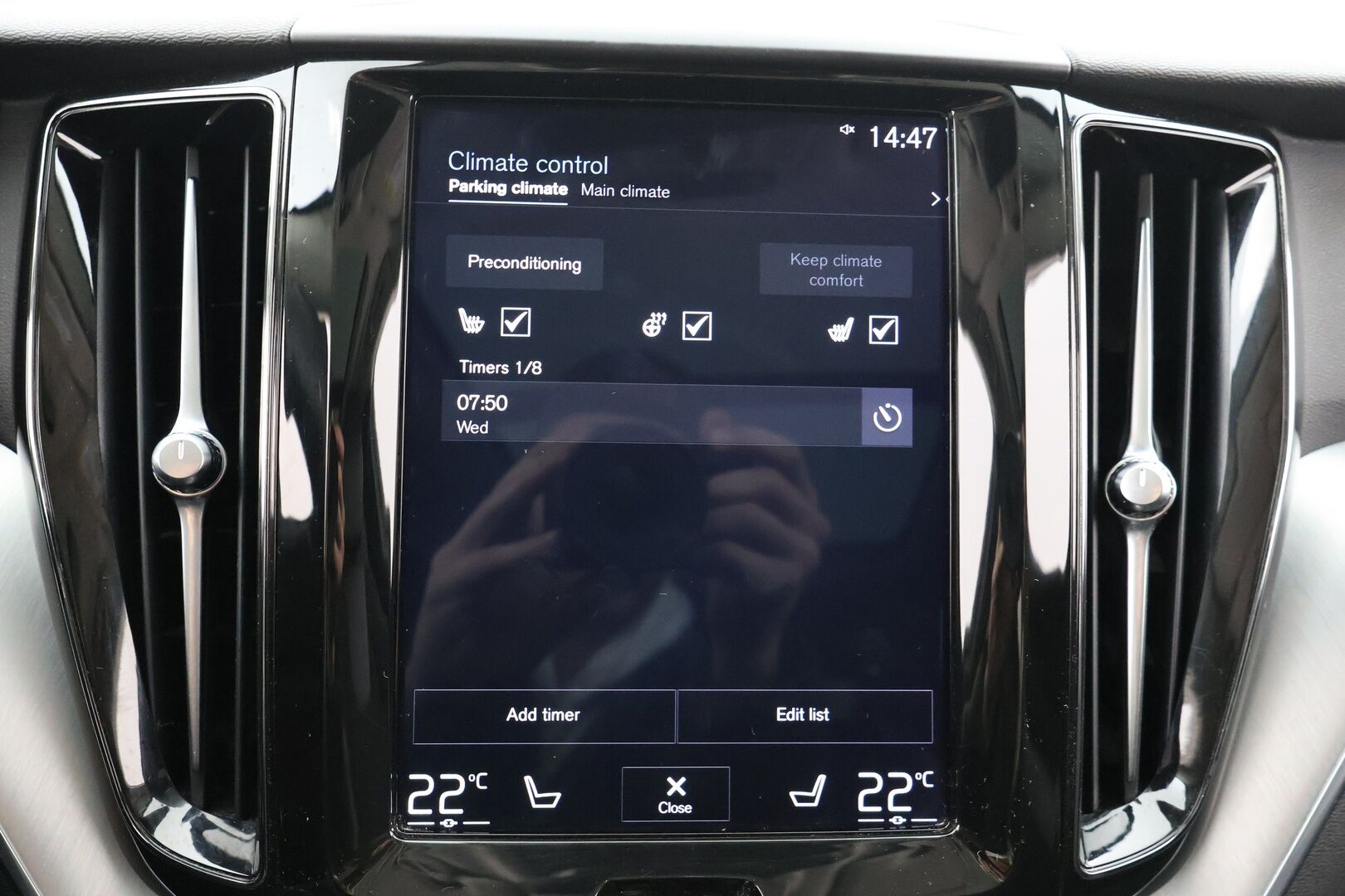 Volvo XC60 2020 T8 Recharge AWD Momentum aut. / Webasto / Panorama / Adapt.Vakkari / Vetokoukku / Peruutuskamera / Navi / Puolinahat / Nyt saatavilla!